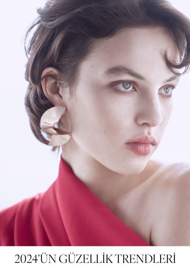 Nostaljik görünümler, çarpıcı detaylar ve minimalist stil… 2024’te herkese uygun bir trend bulmak mümkün.