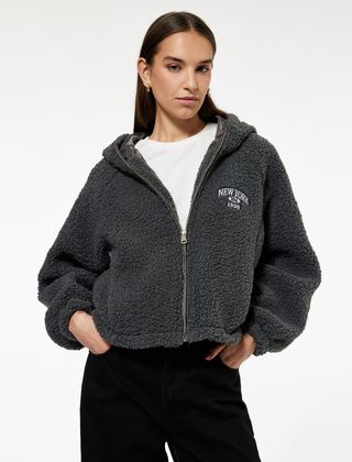 Koton Oversize Kapüşonlu Nakışlı Fermuarlı Peluş Ceket