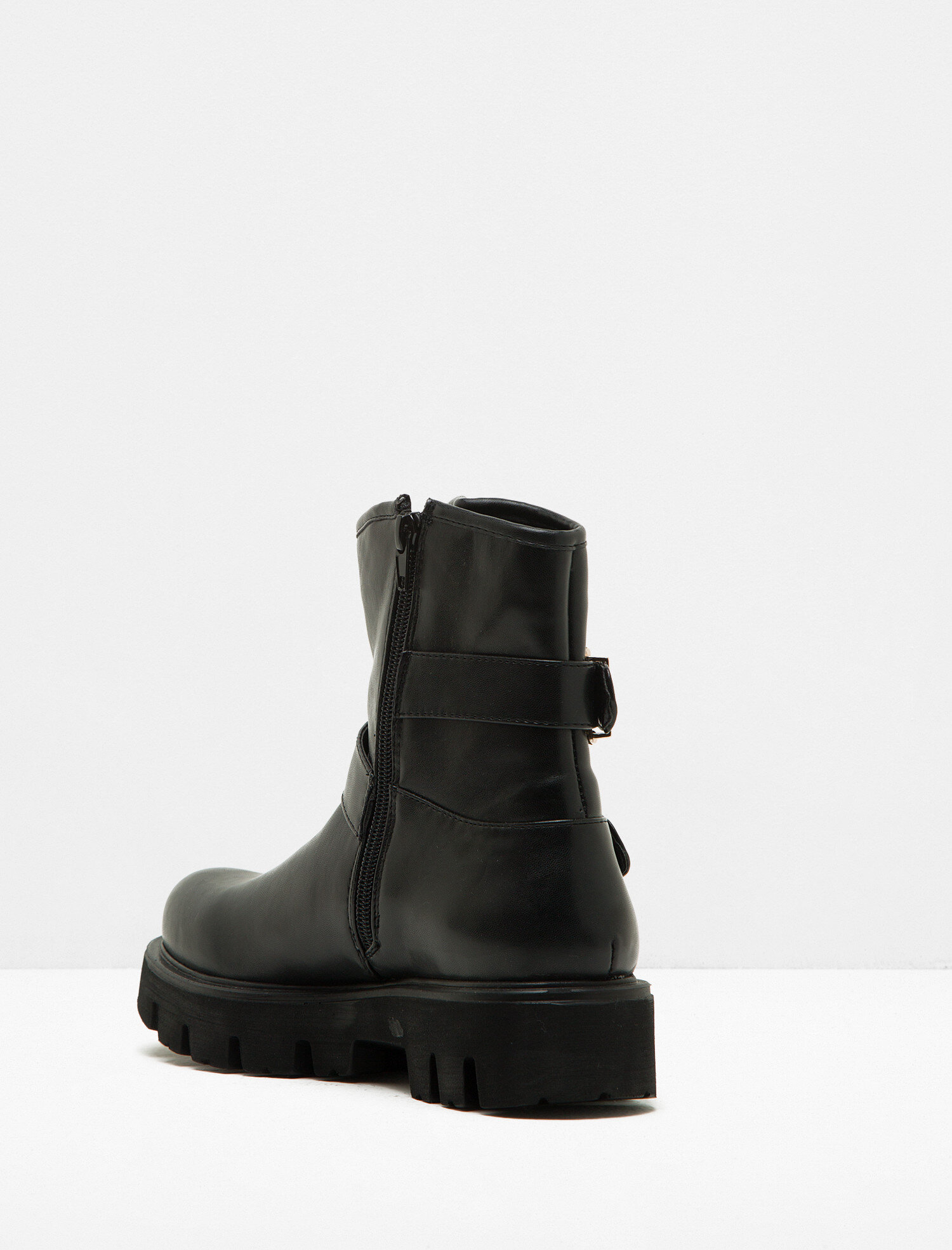  Kadın Fermuar Detaylı Bot