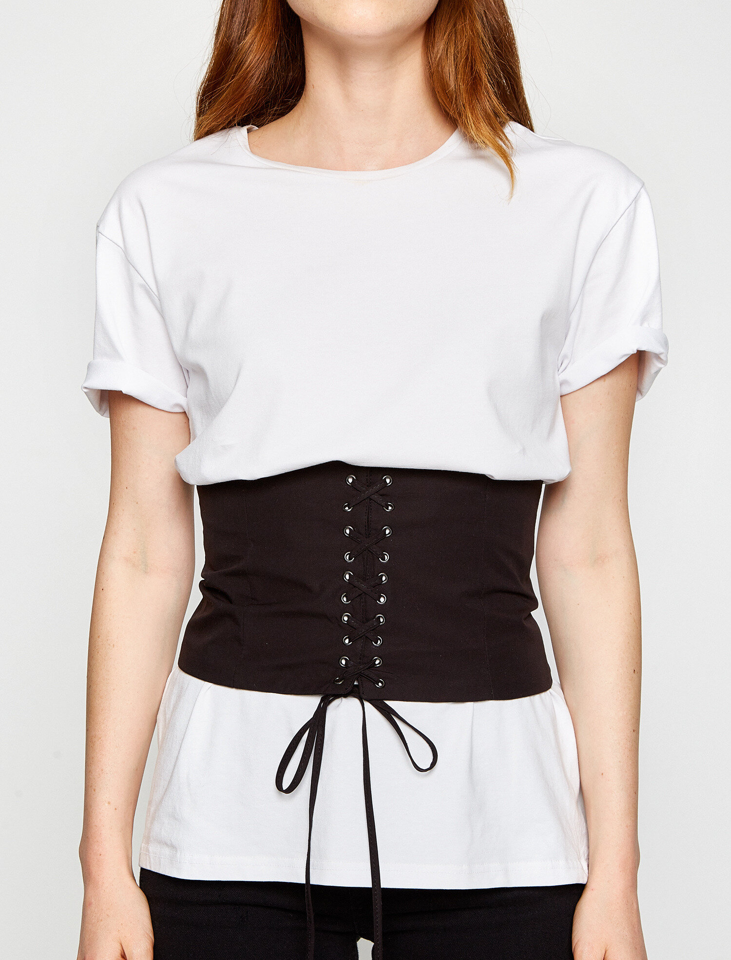   Kuş Gözü Detaylı Korse