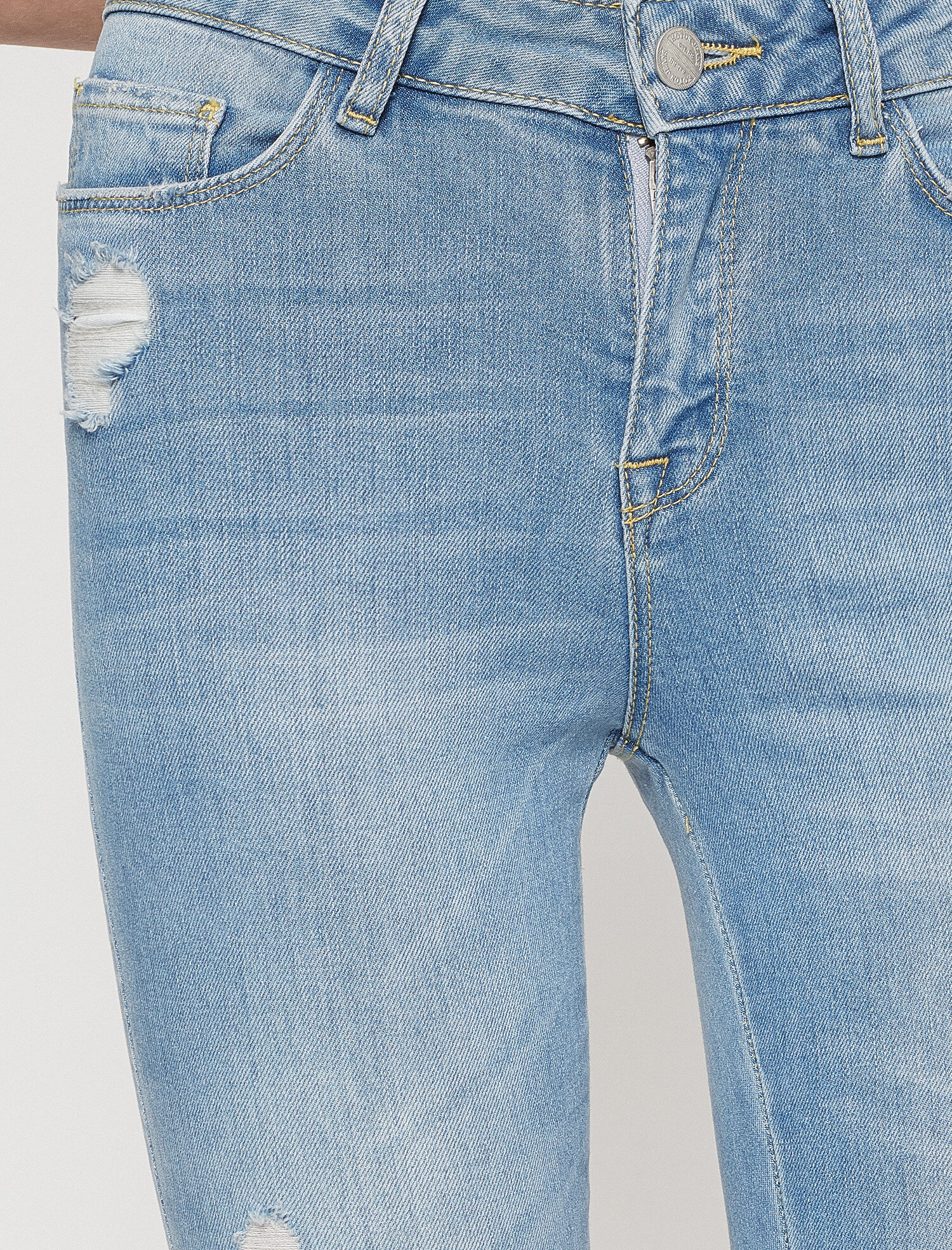   Yırtık Jean Pantolon