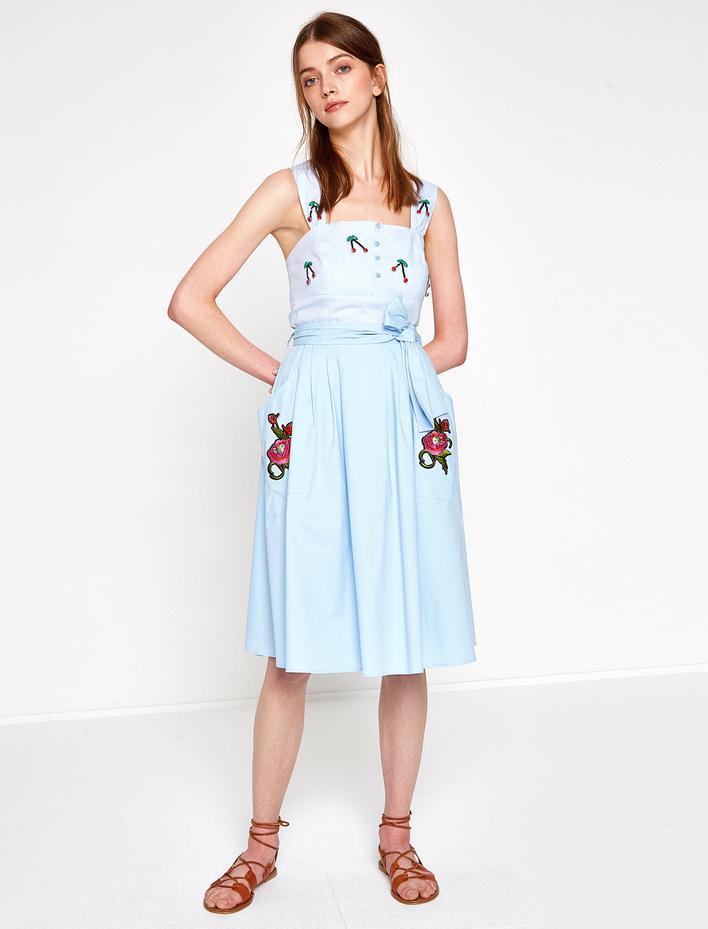  Nakış Detaylı Bluz