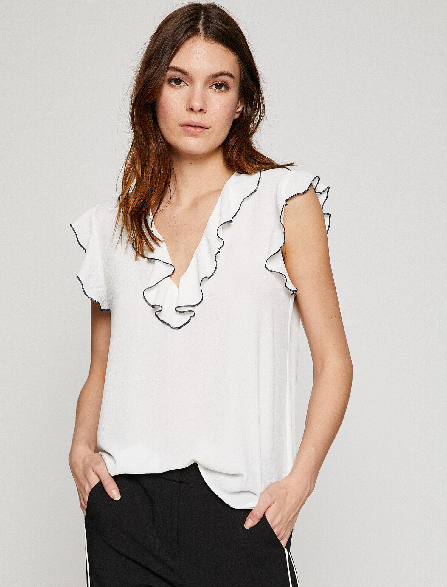   Fırfır Detaylı Bluz