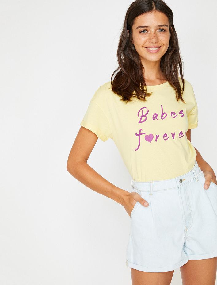  Yazılı Baskılı Tişört