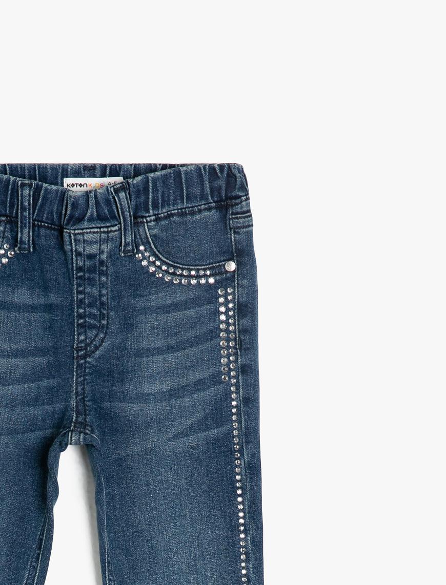  Kız Çocuk Kot Pantolon Beli Lastikli Cepli Parlak Taş İşlemeli - Slim Jean