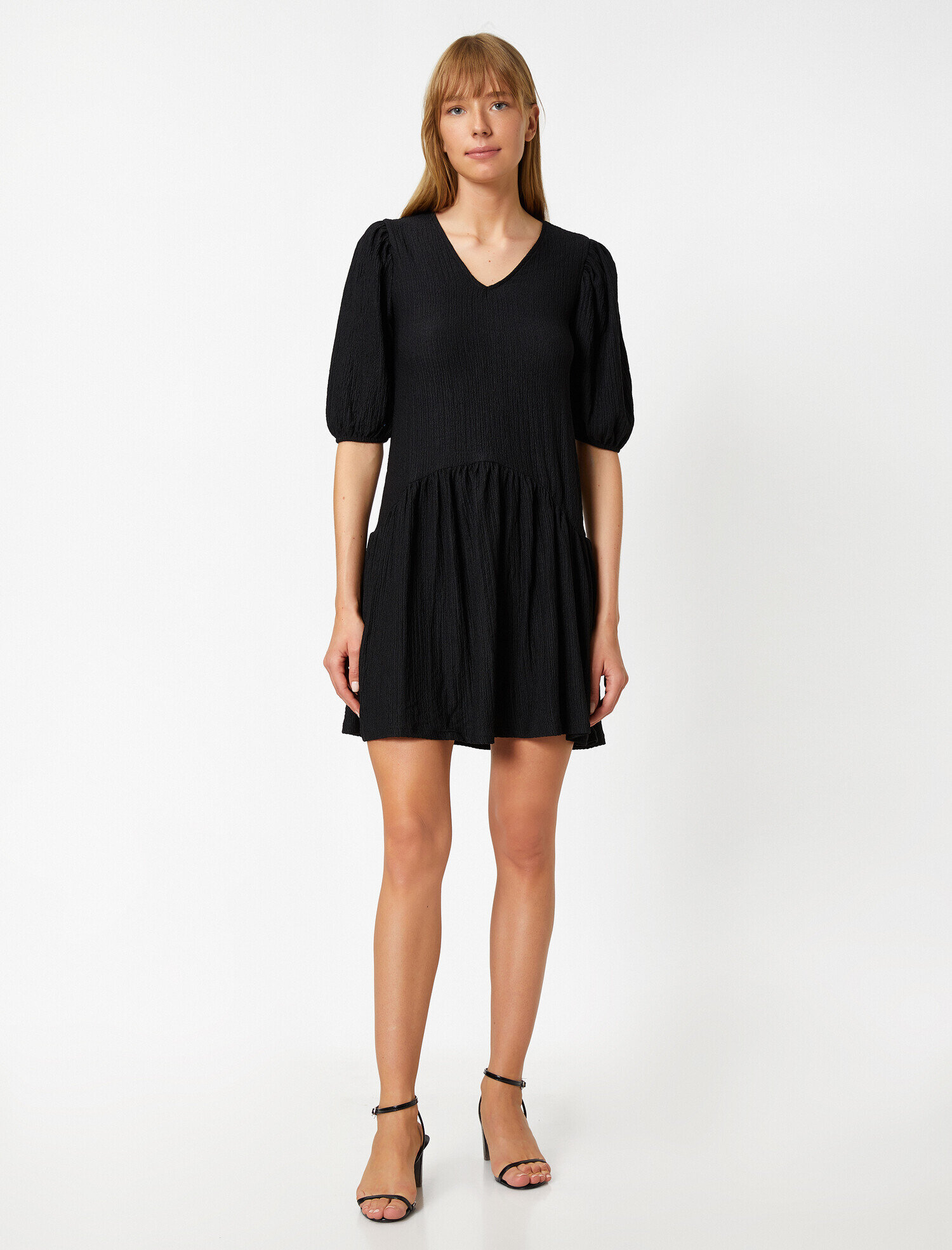   Büzgü Detaylı V Yaka Mini Elbise