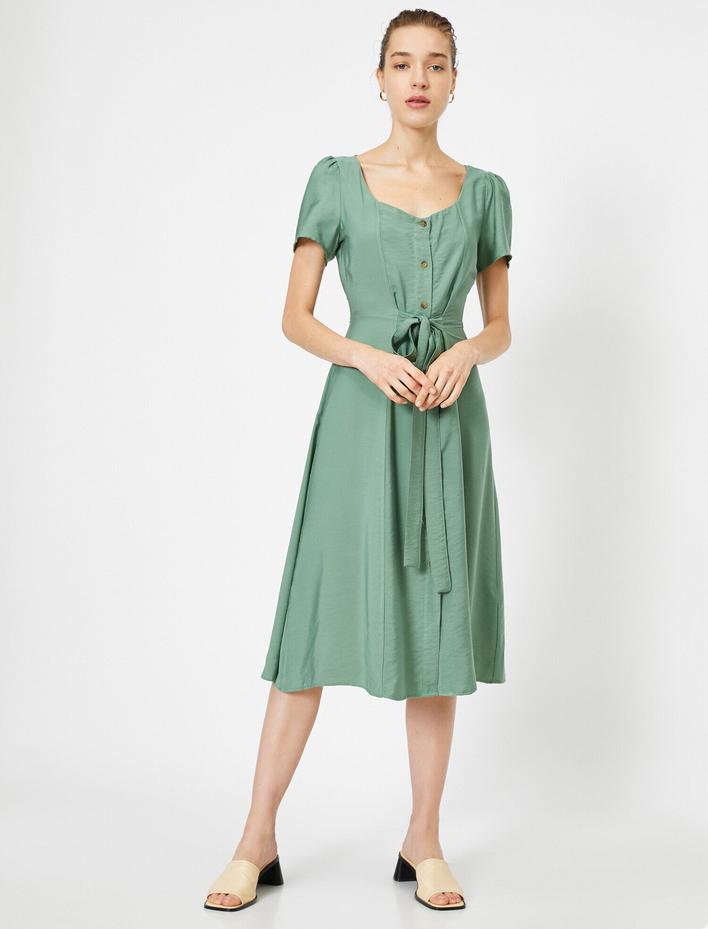  Kuşak Detaylı Mıdı Elbise