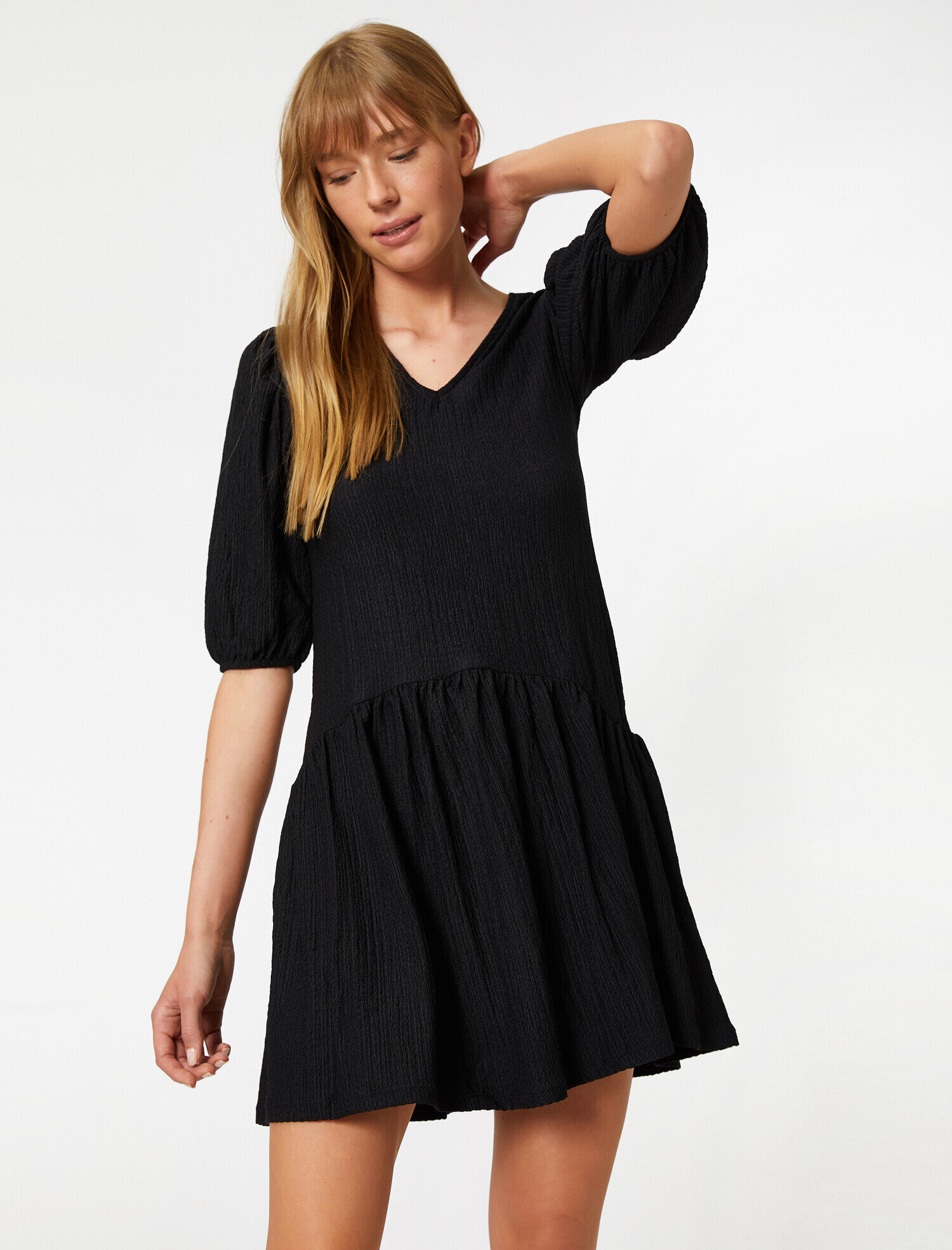   Büzgü Detaylı V Yaka Mini Elbise