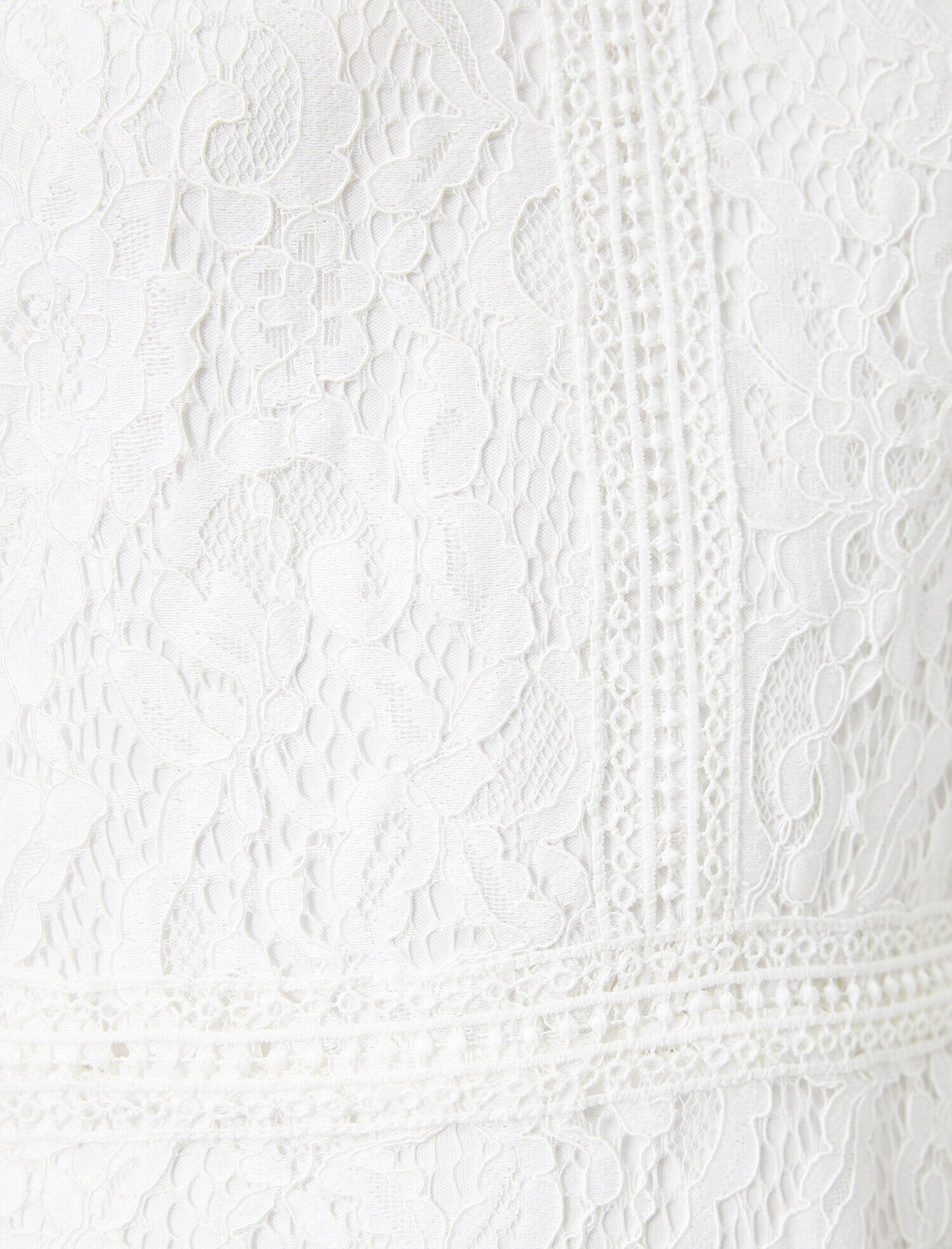   Bisiklet Yaka Kolsuz Dantel Detaylı Midi Elbise