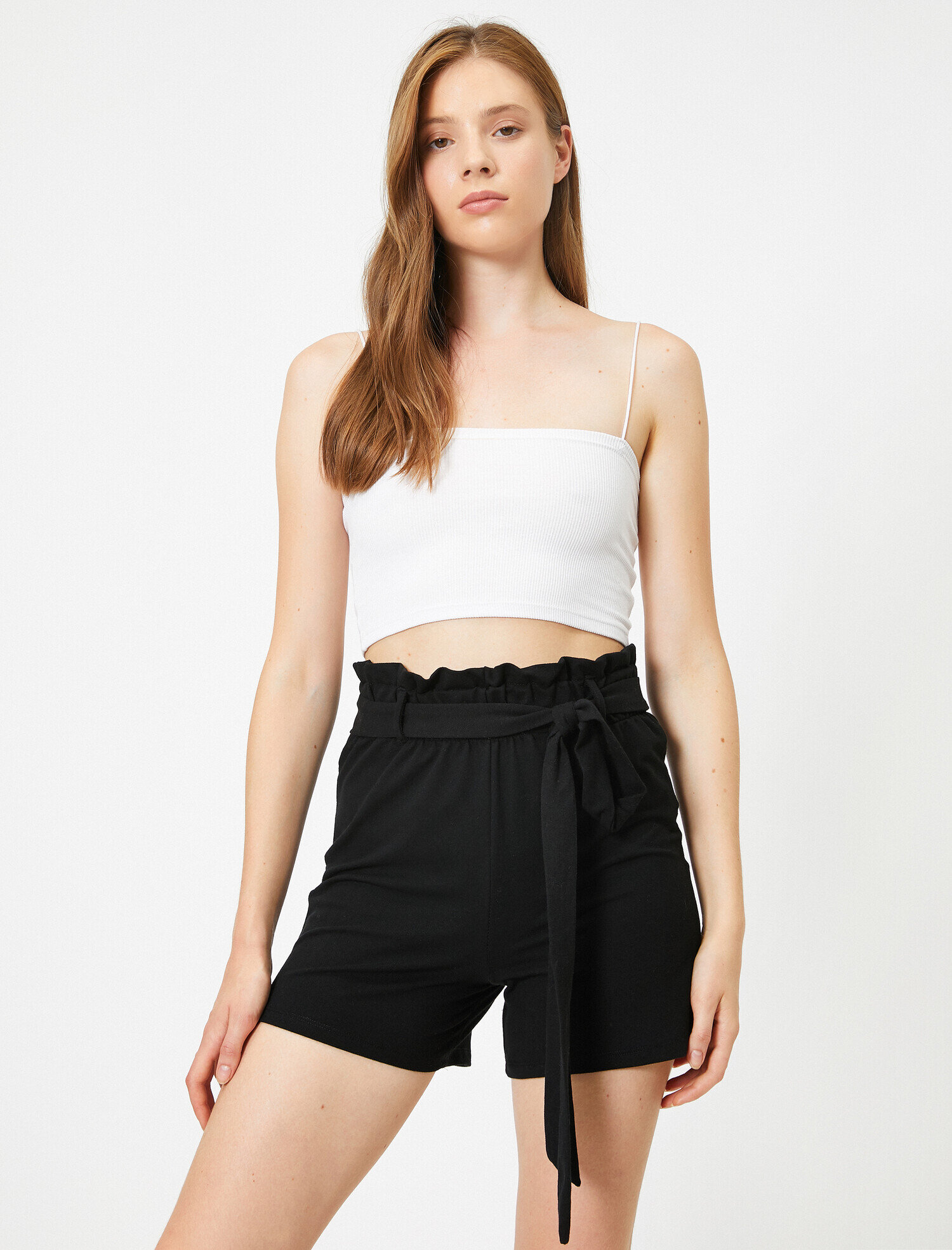   Beli Bağlamalı Şort