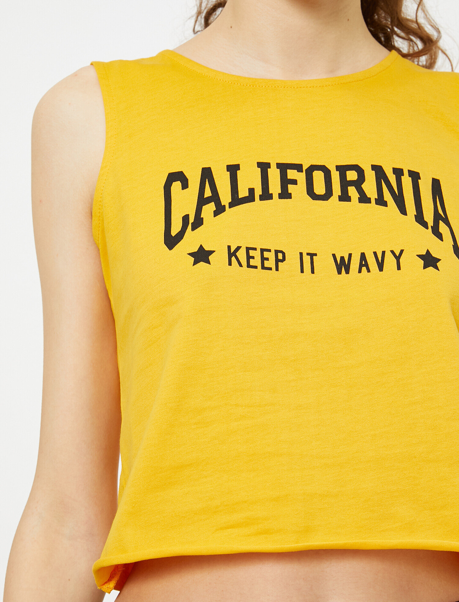   Yazılı Baskılı Atlet