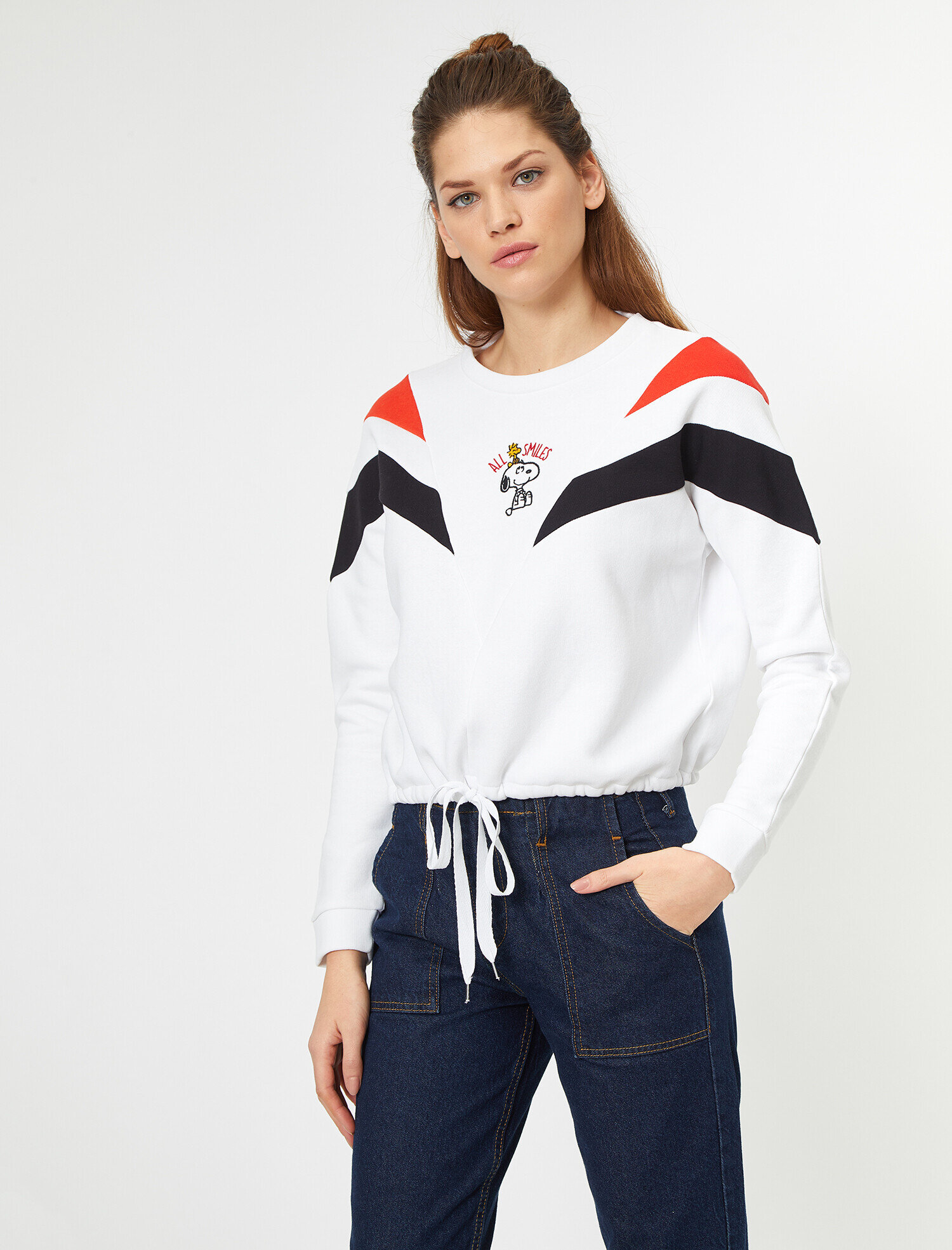   Snoopy Lisanslı Nakışlı Sweatshirt