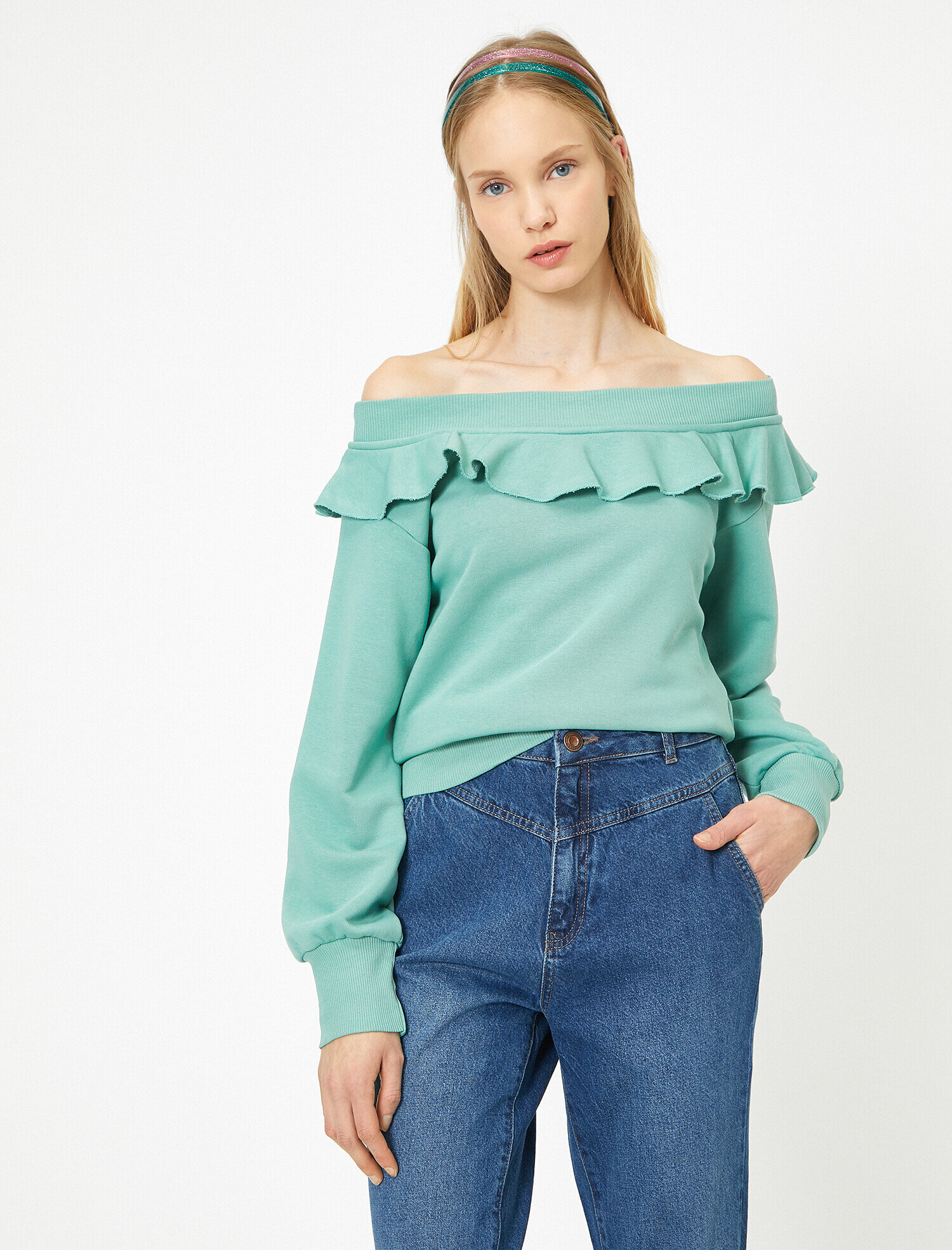   Omzu Açık Fırfırlı Sweatshirt