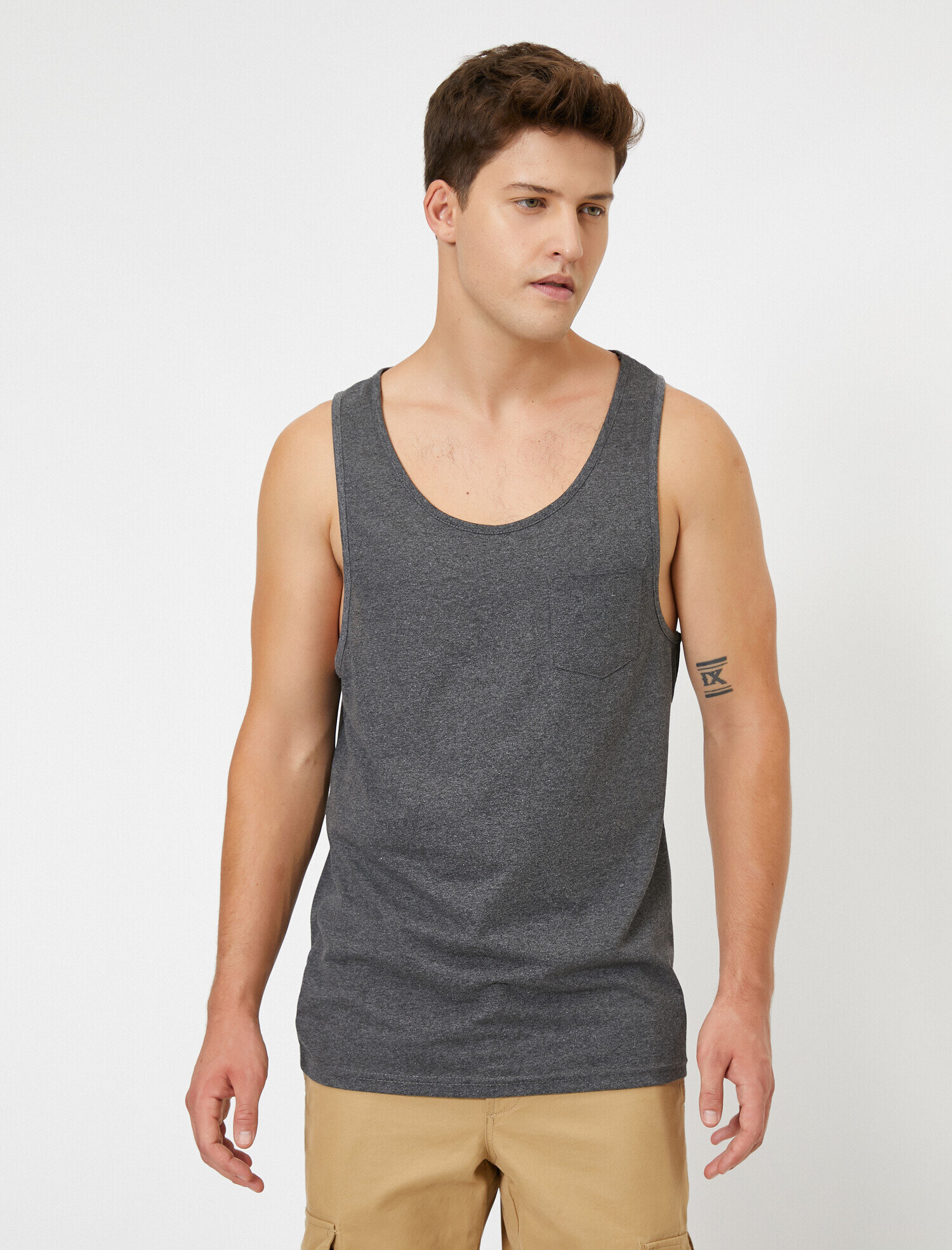   Yuvarlak Yaka Kolsuz Basic Atlet