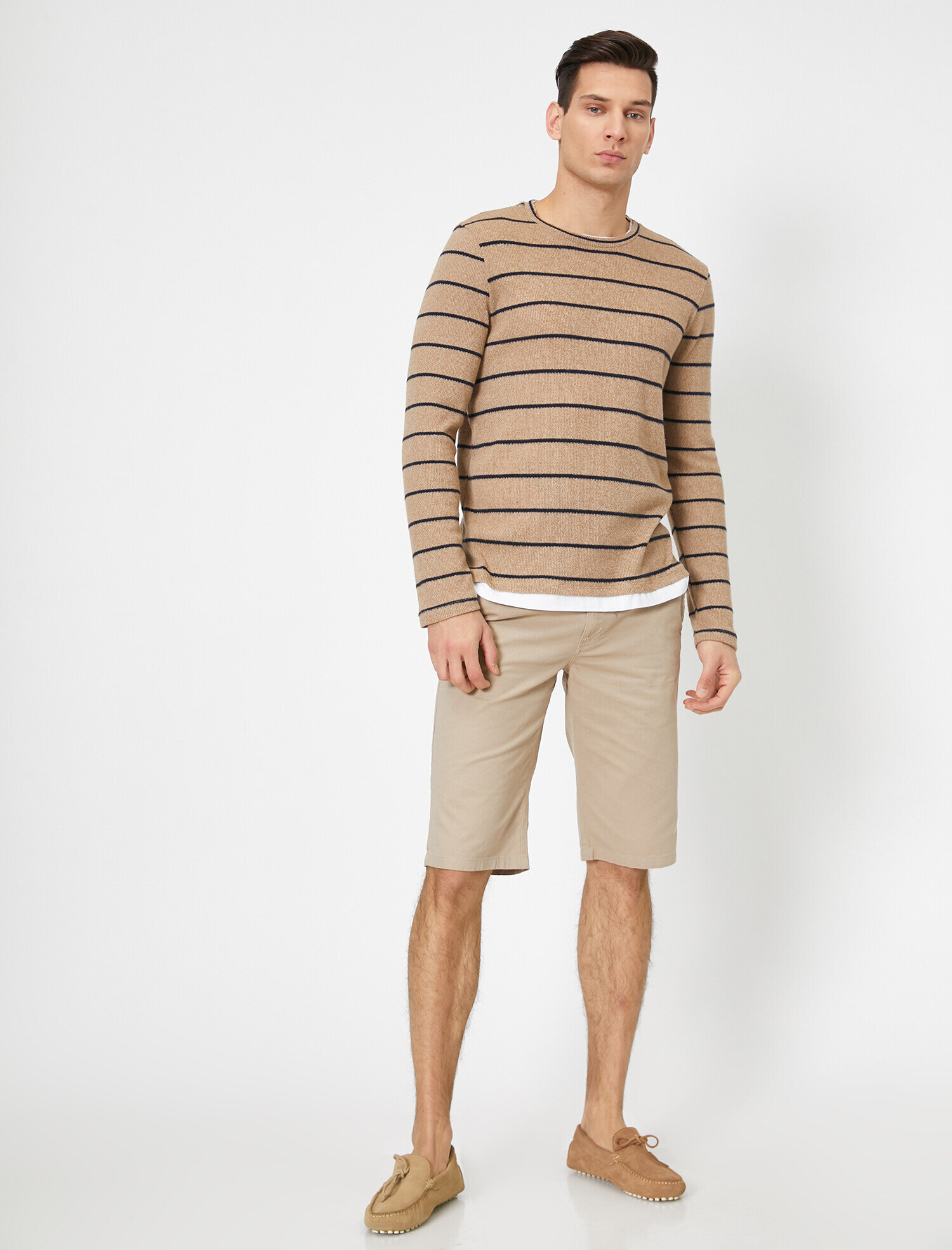   Cep Detaylı Slim Fit Şort