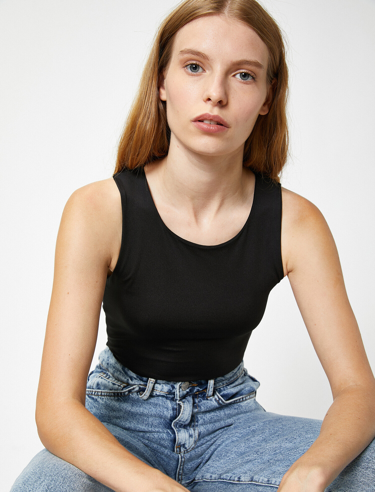   Kolsuz Badi Halter Yaka Çıt Çıtlı