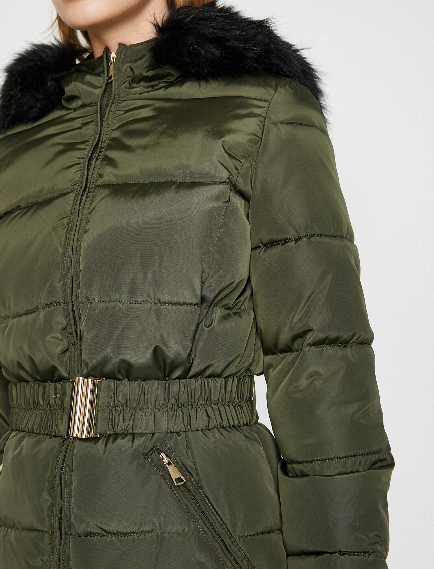   Kapüşonlu Şişme Mont Cepli