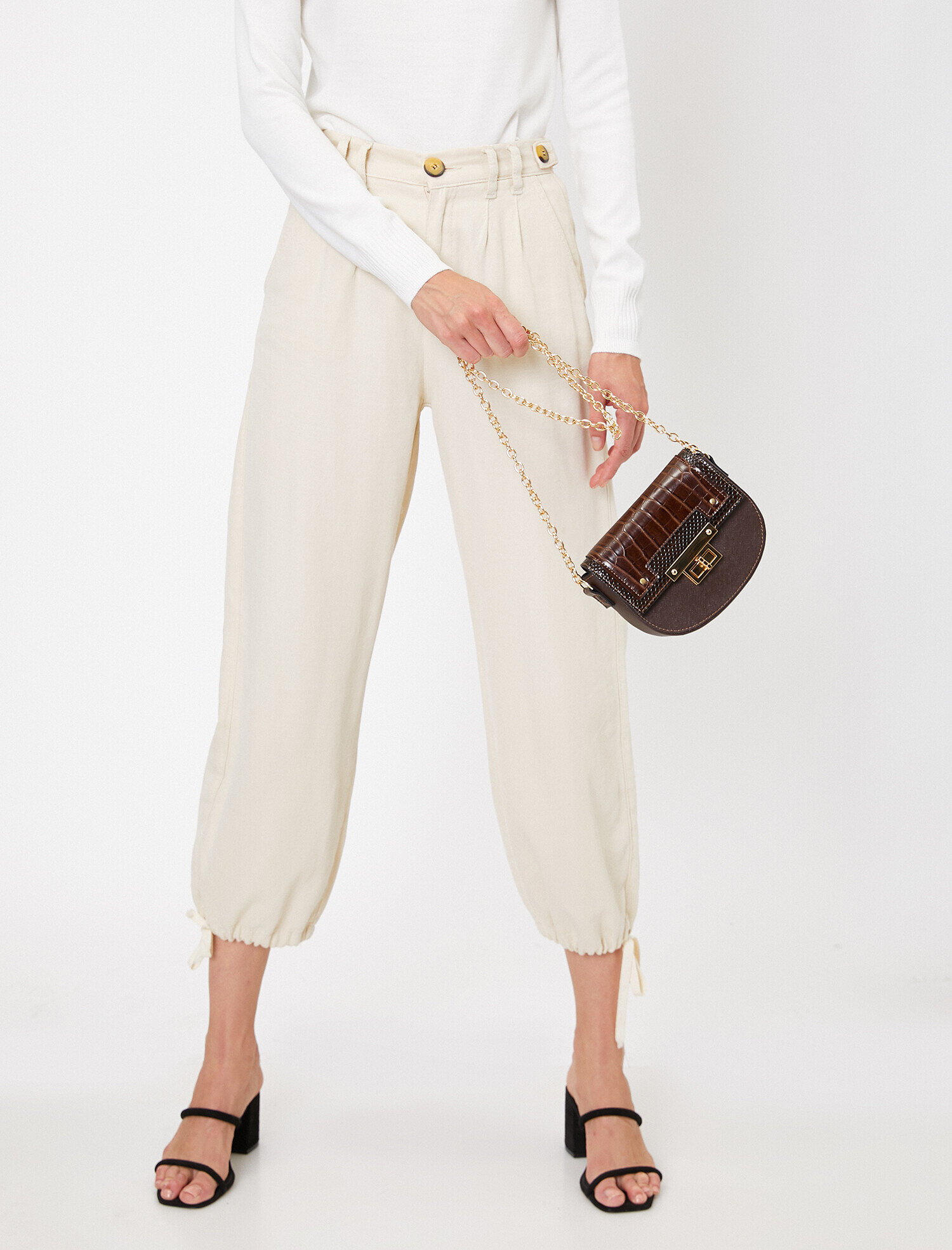  Kadın Deri Görünümlü Omuz Çantası