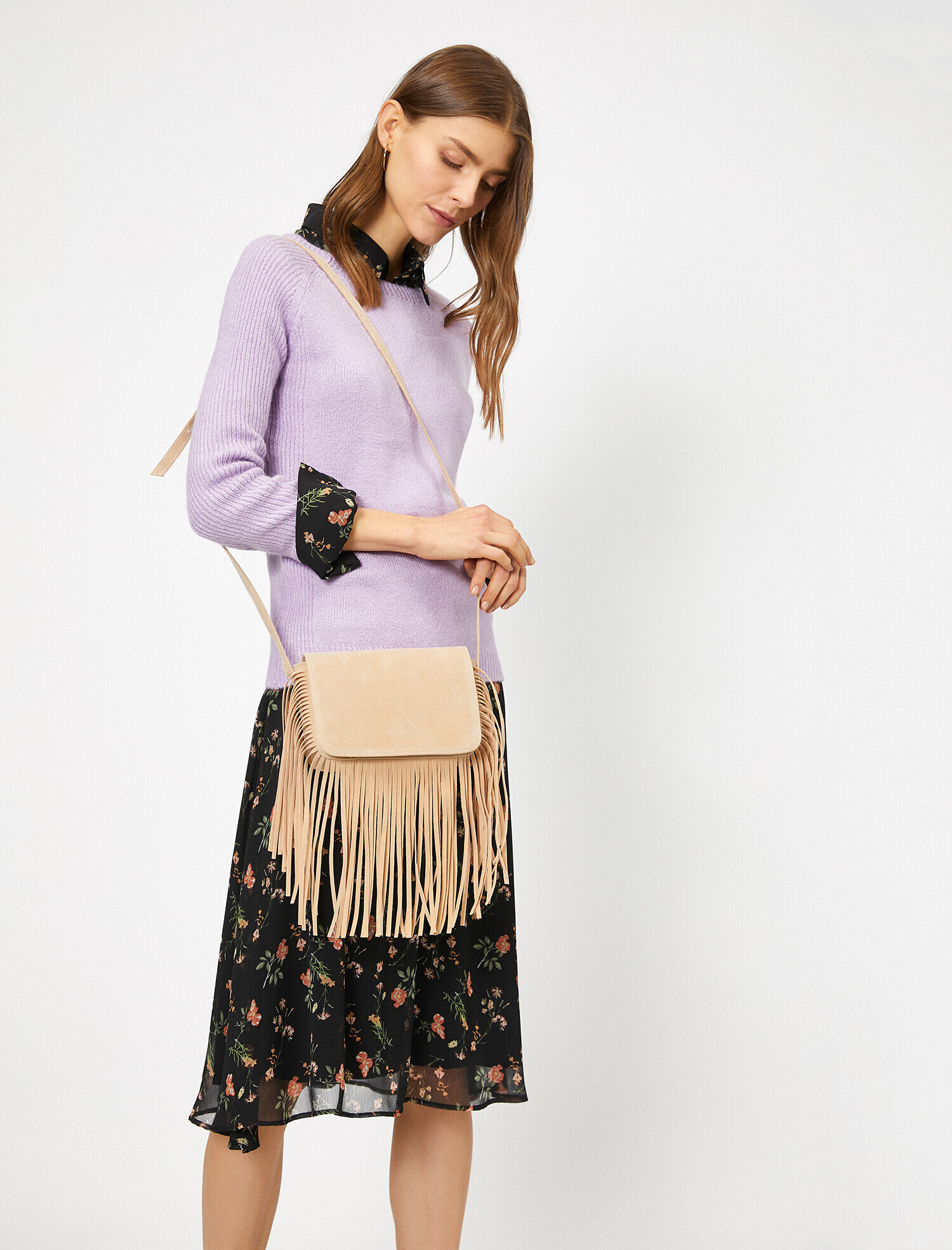  Kadın Püskül Detaylı Çanta