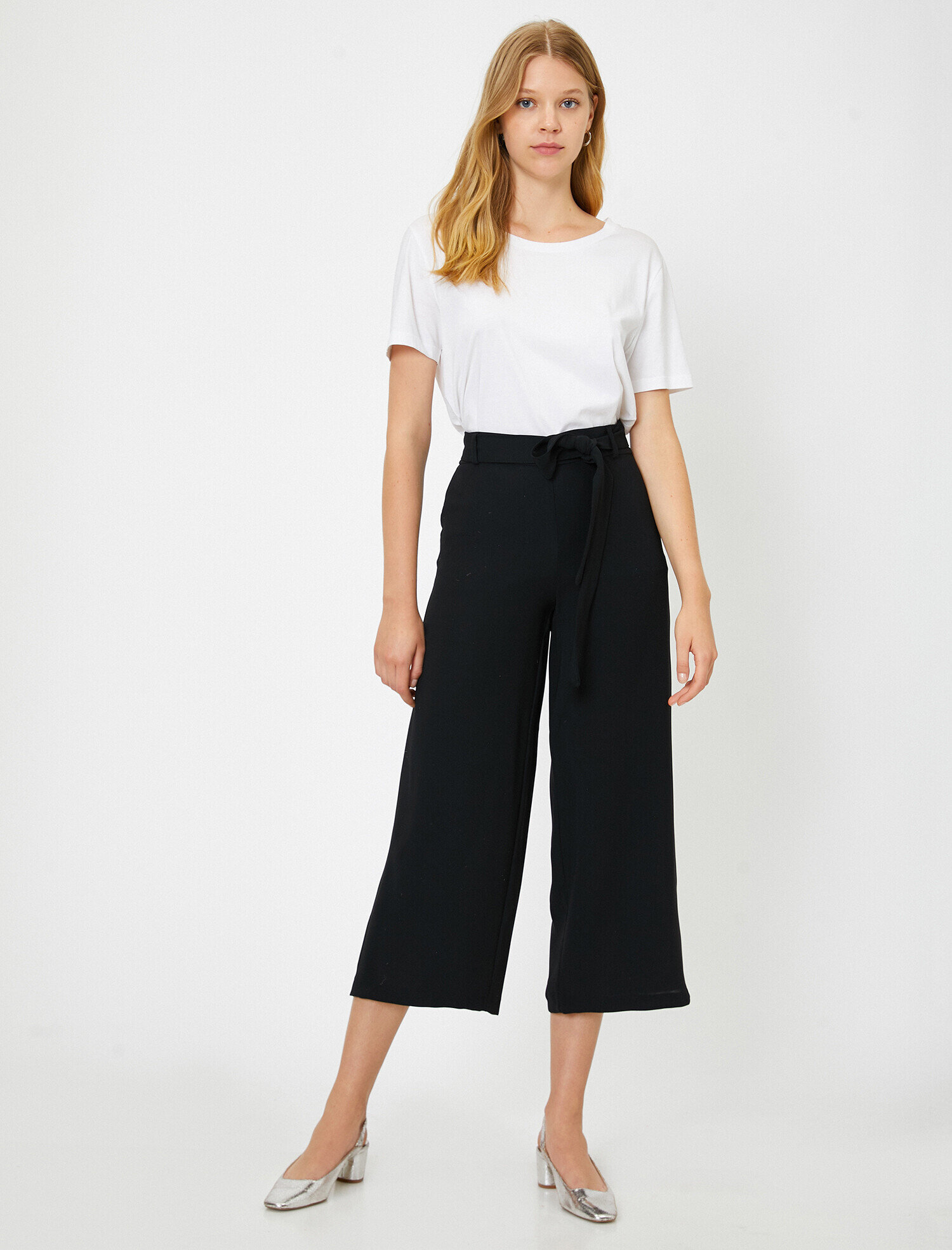   Beli Bağlamalı Pantolon