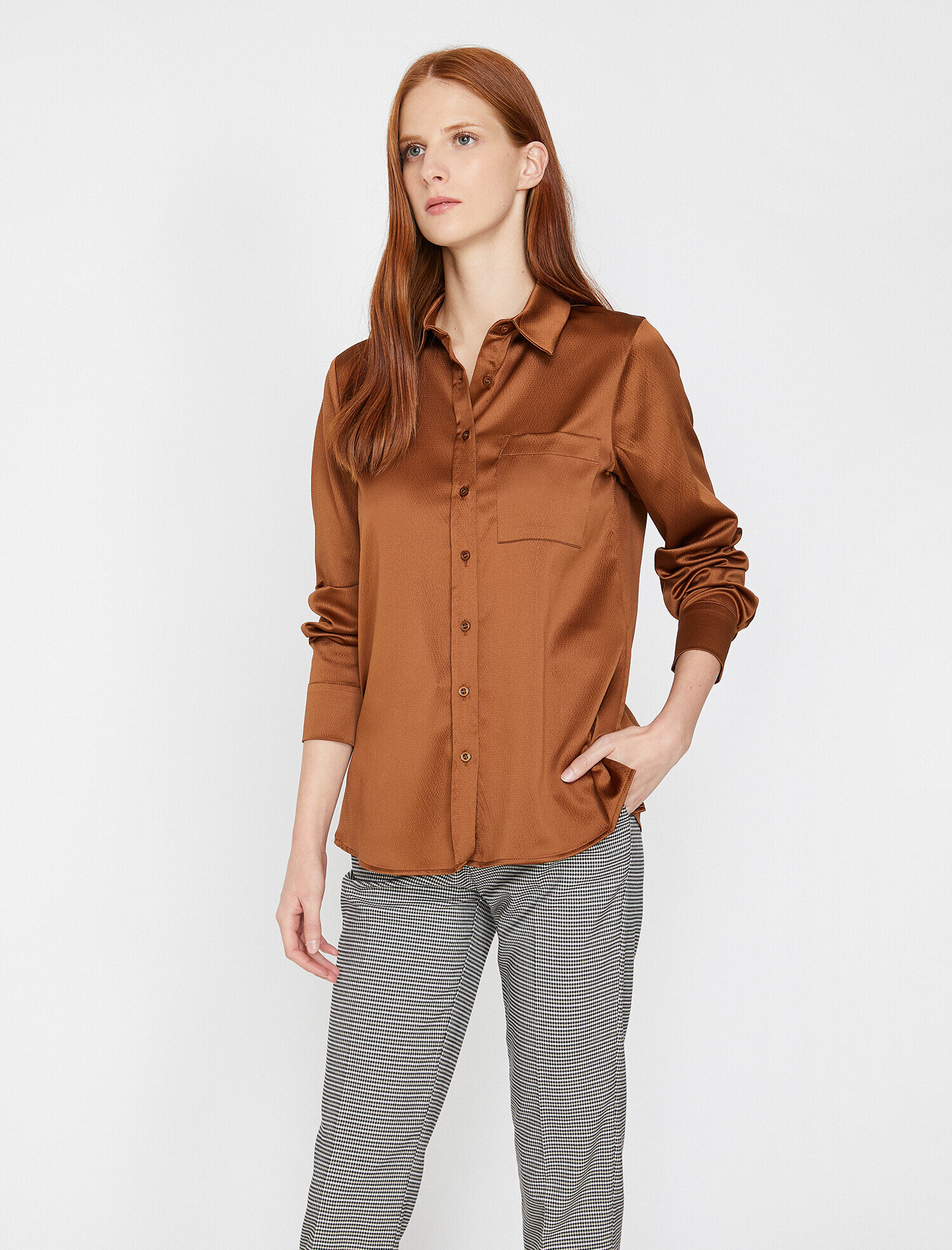   Cep Detaylı Gömlek