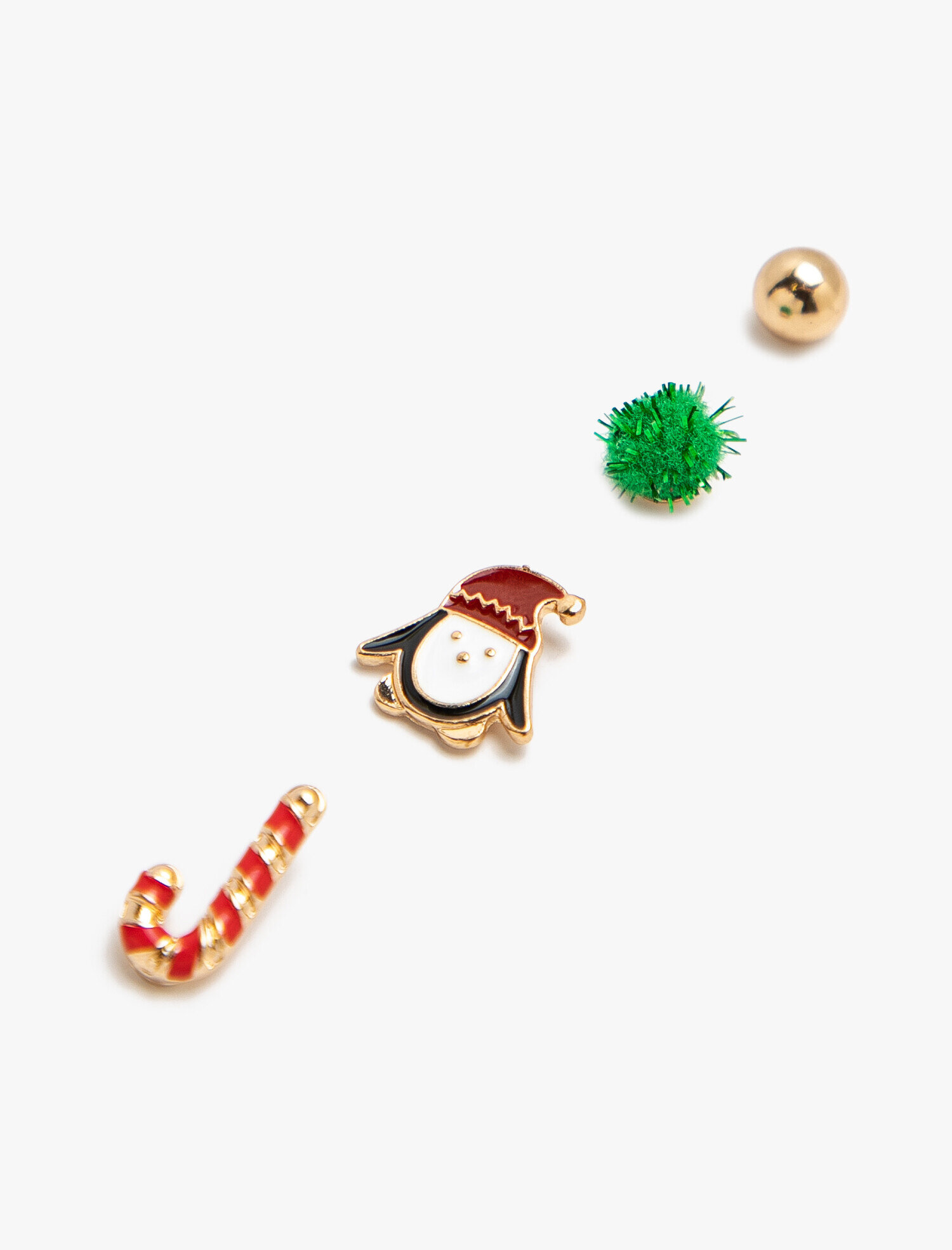  Kadın Çoklu Küpe Seti