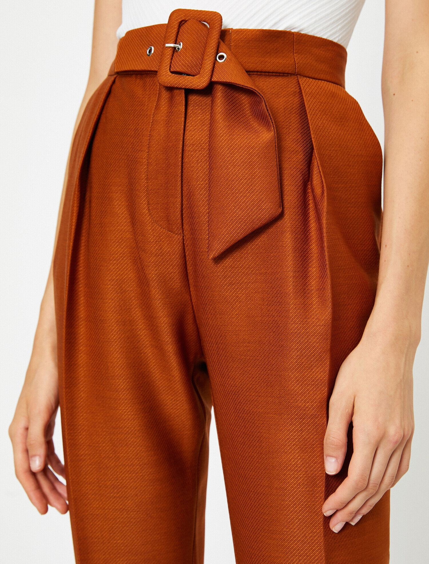   Kemerli Cepli Pantolon