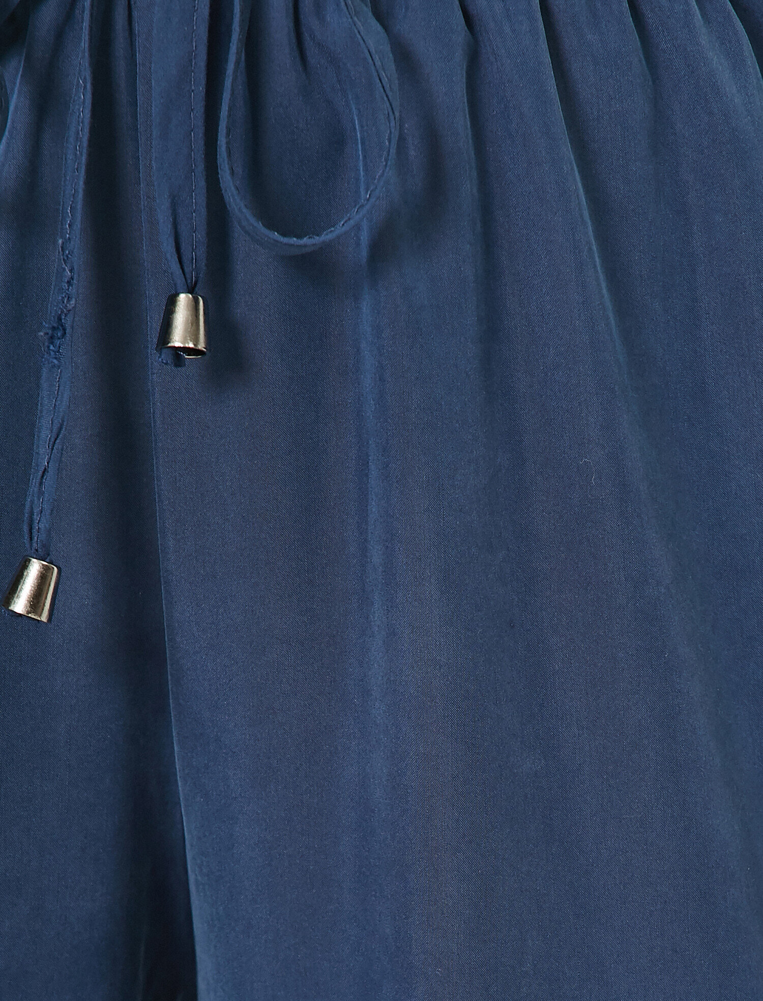   Bağcık Detaylı Düşük Bel Rahat Kesim Pantolon