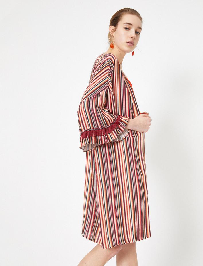  V Yaka Uzun Kollu Çizgili Kimono
