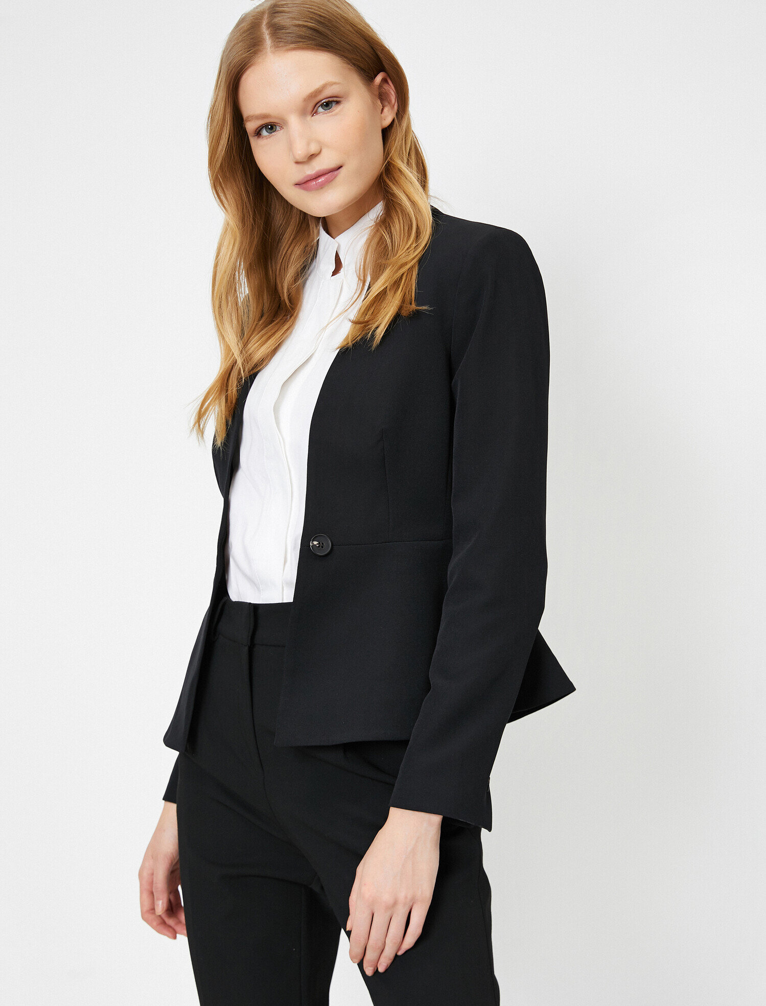   V Yaka Blazer Ceket