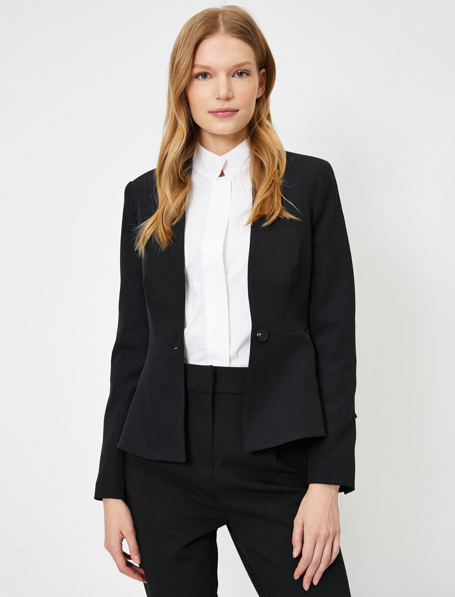   V Yaka Blazer Ceket