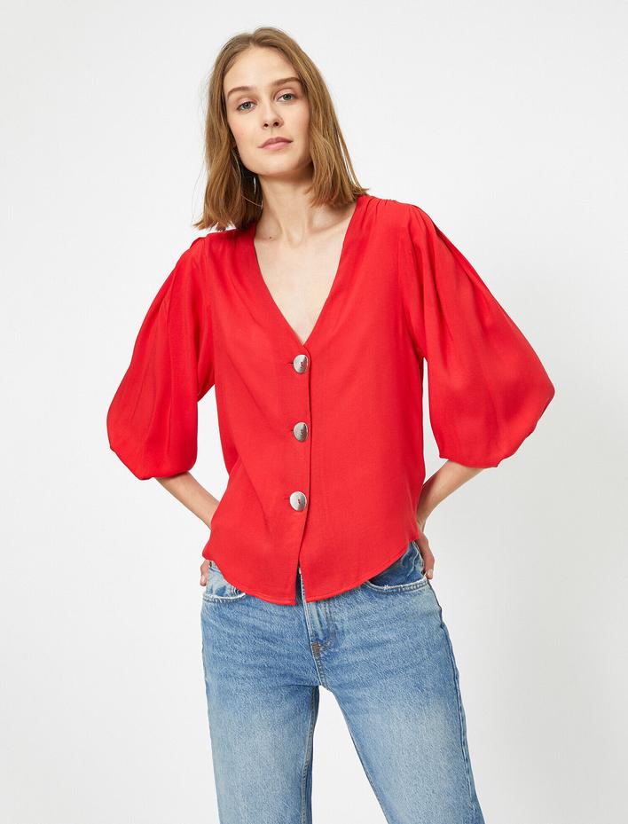  Düğme Detaylı V Yaka Bluz
