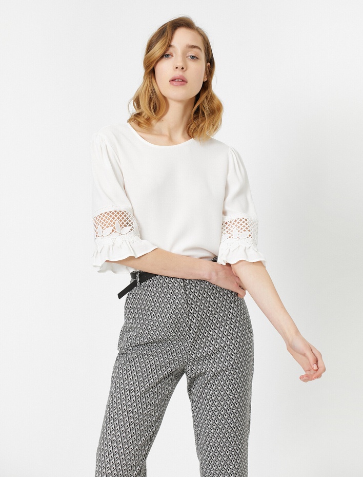  Bisiklet Yaka Kol Detaylı Bluz