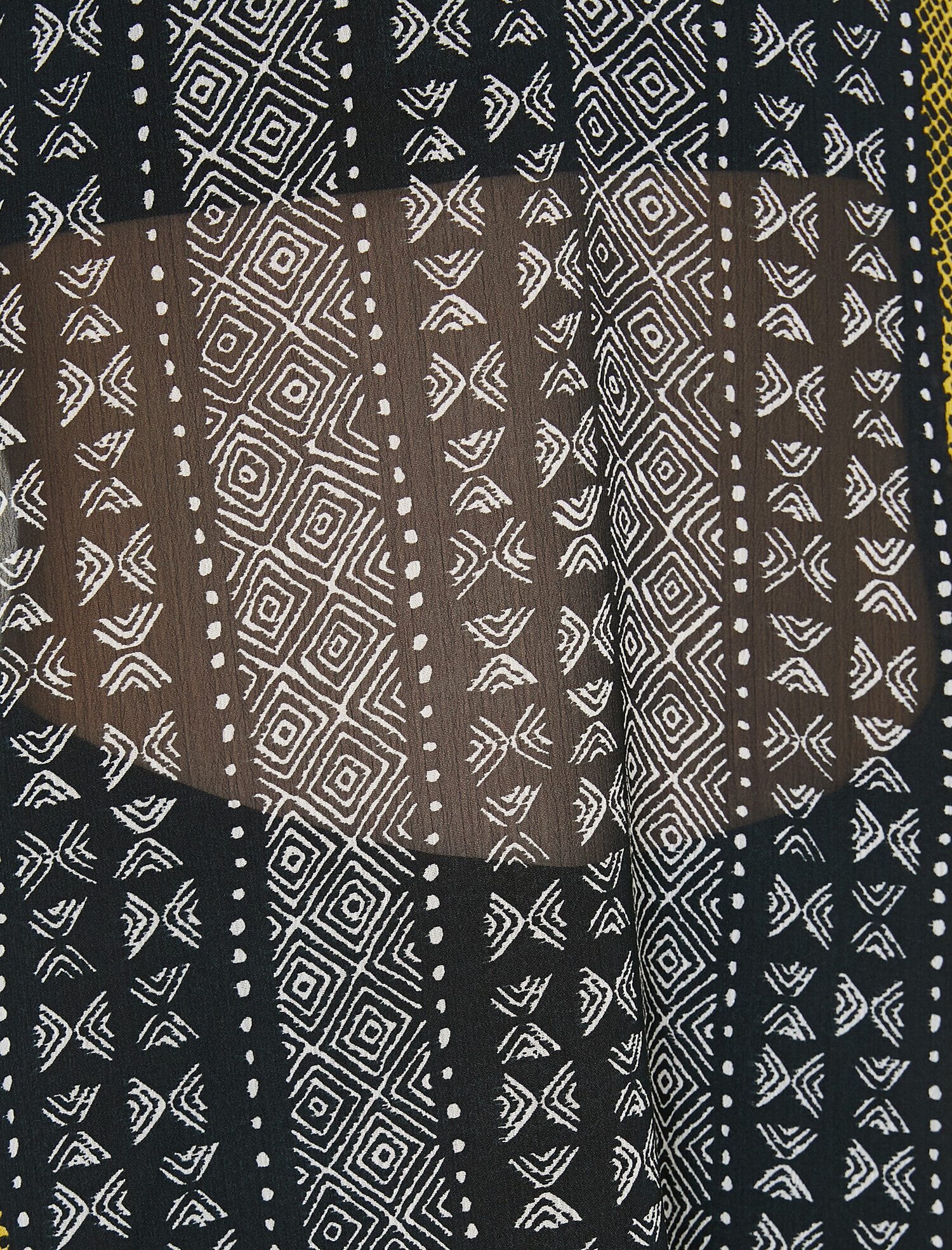   Uzun Kollu Desenli Şifon Bluz