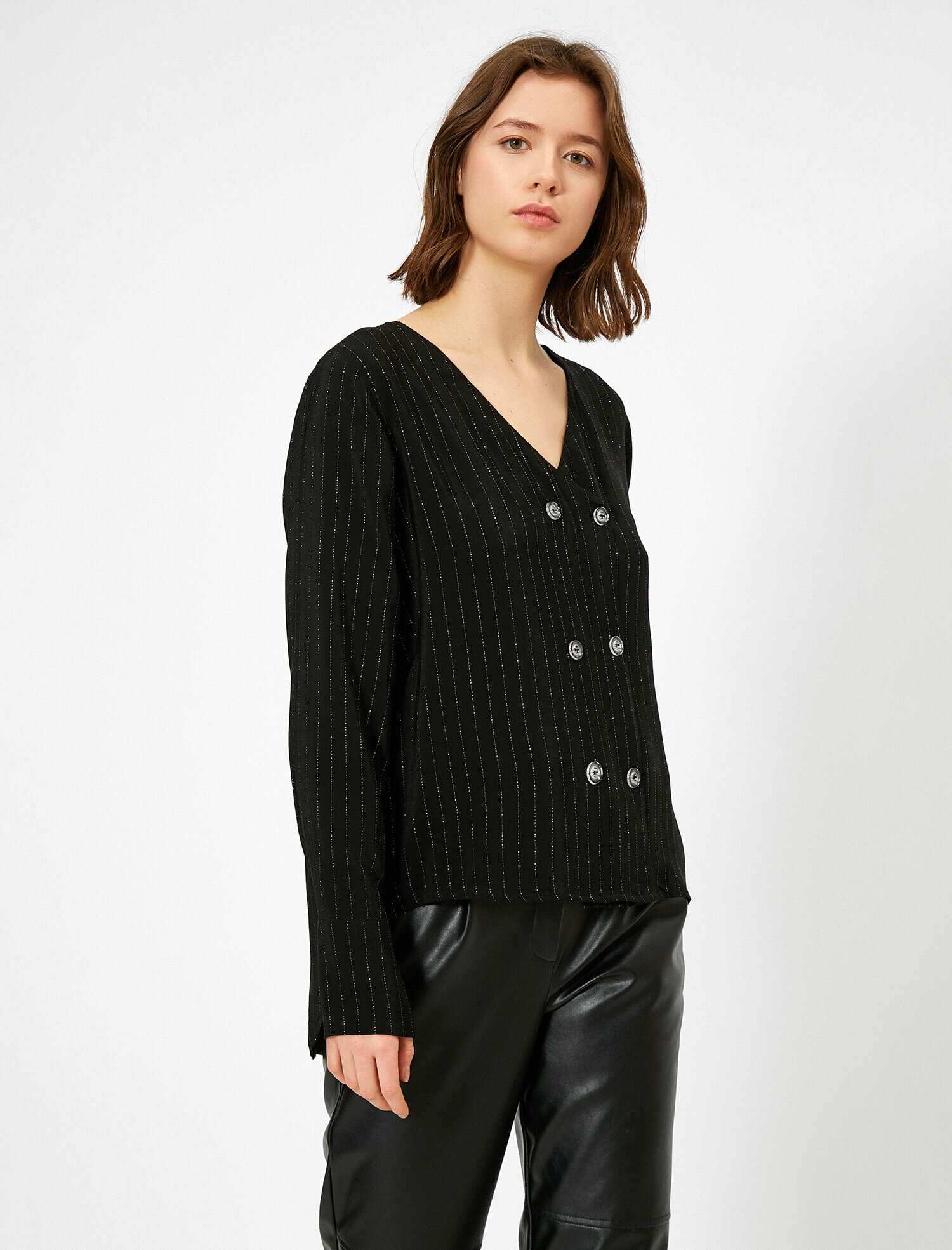 Parlak Çizgili Düğme Detaylı Gömlek