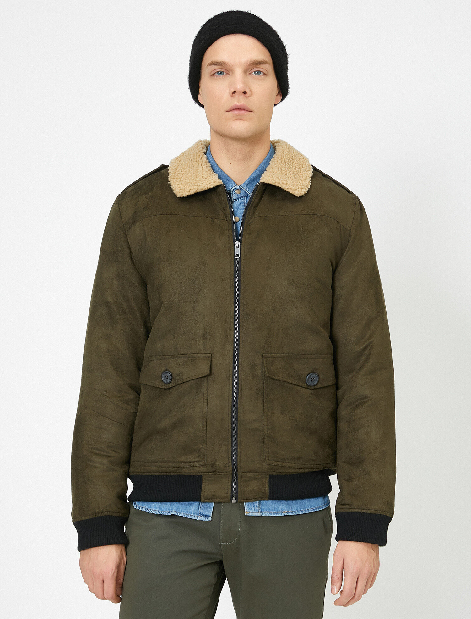   Yakası Suni Kürk Detaylı Mont