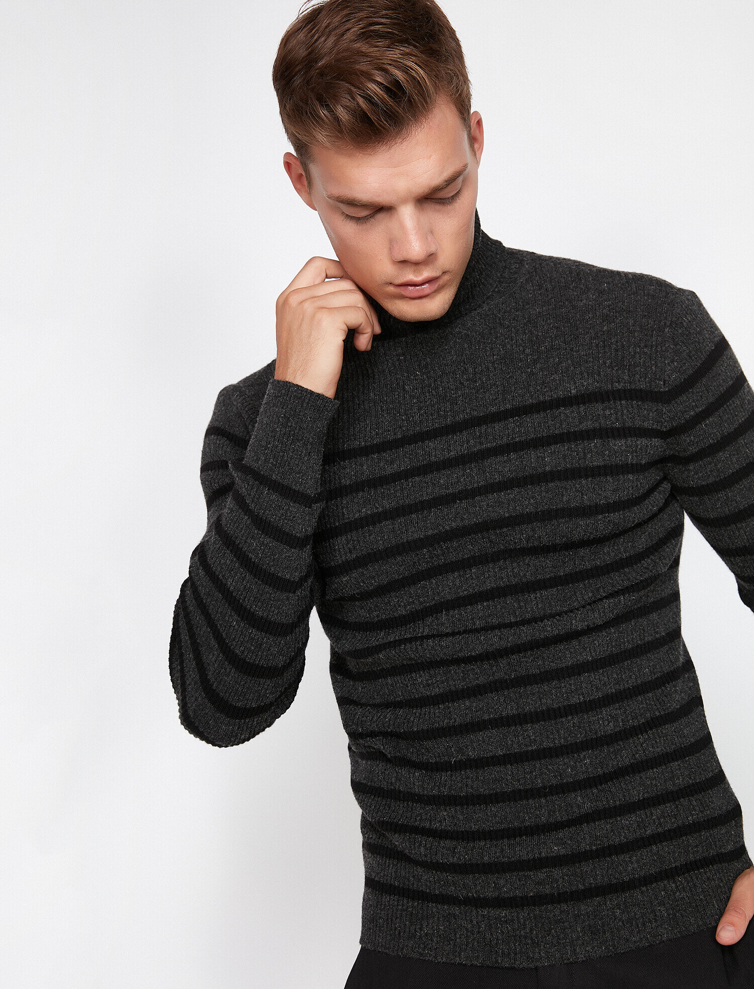   Çizgili Triko Kazak