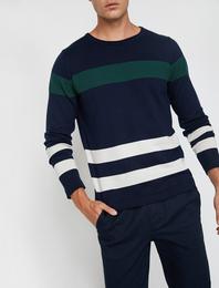 Çizgili Triko Kazak