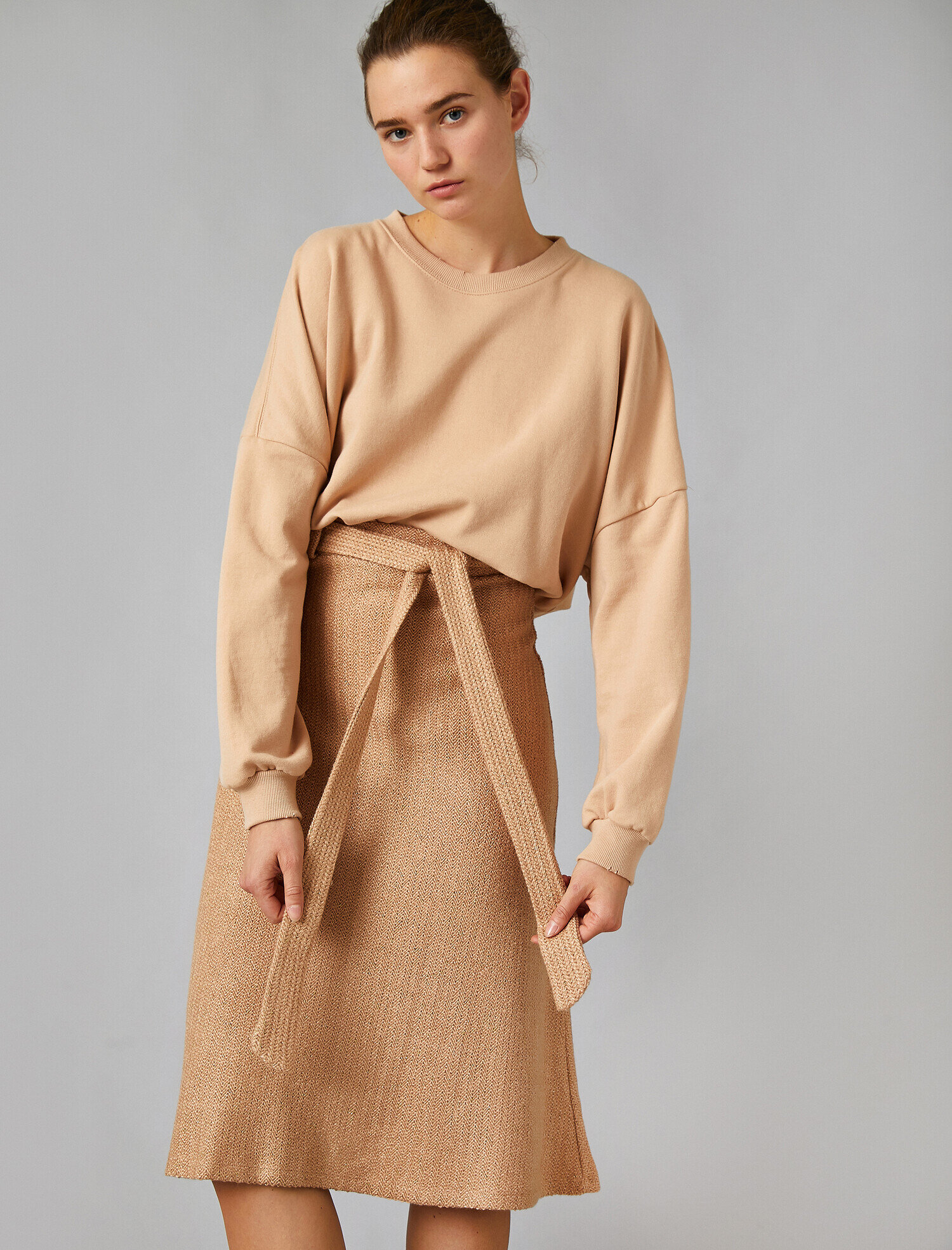   Yüksek Bel Kemerli A Kesim Midi Etek