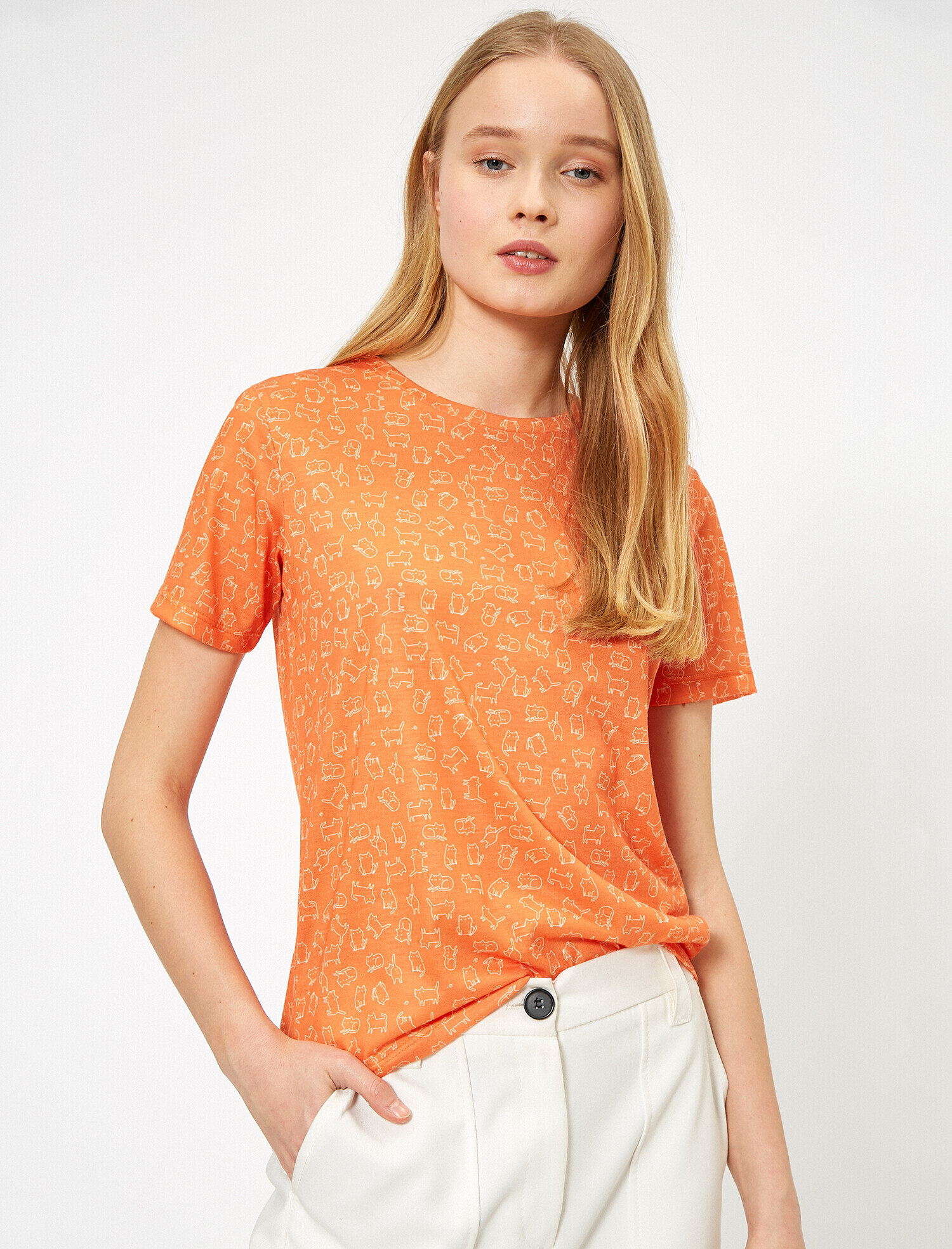   Bisiklet Yaka Desenli Kısa Kol Tişört