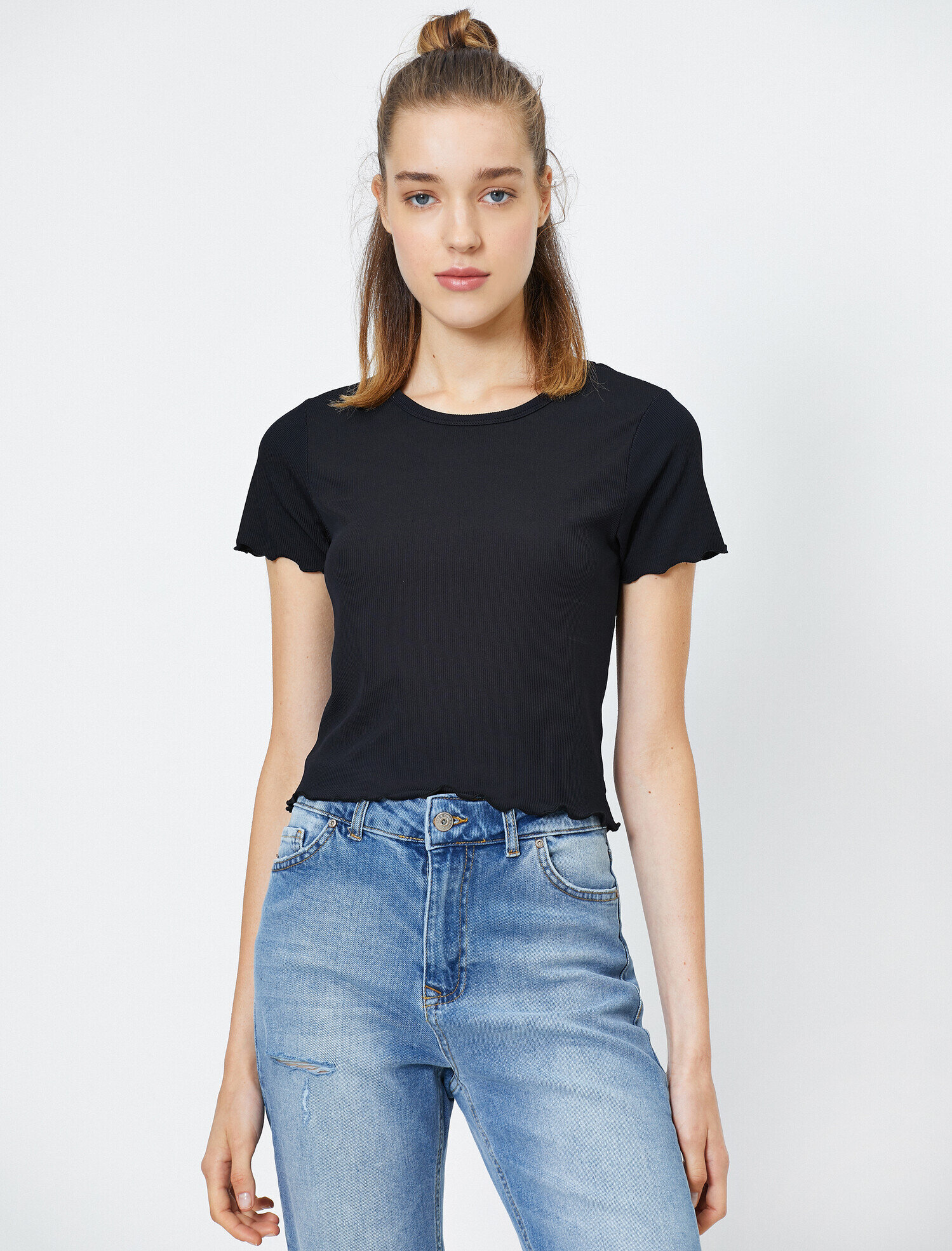   Bisiklet Yaka Kısa Kol Tişört