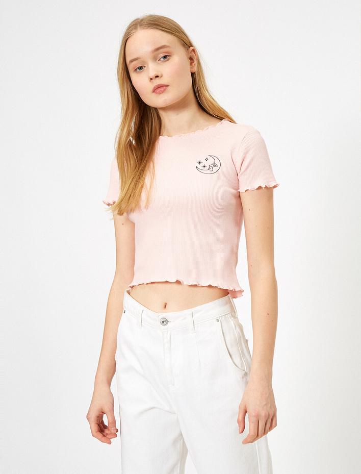  Fırfır Detaylı Tişört