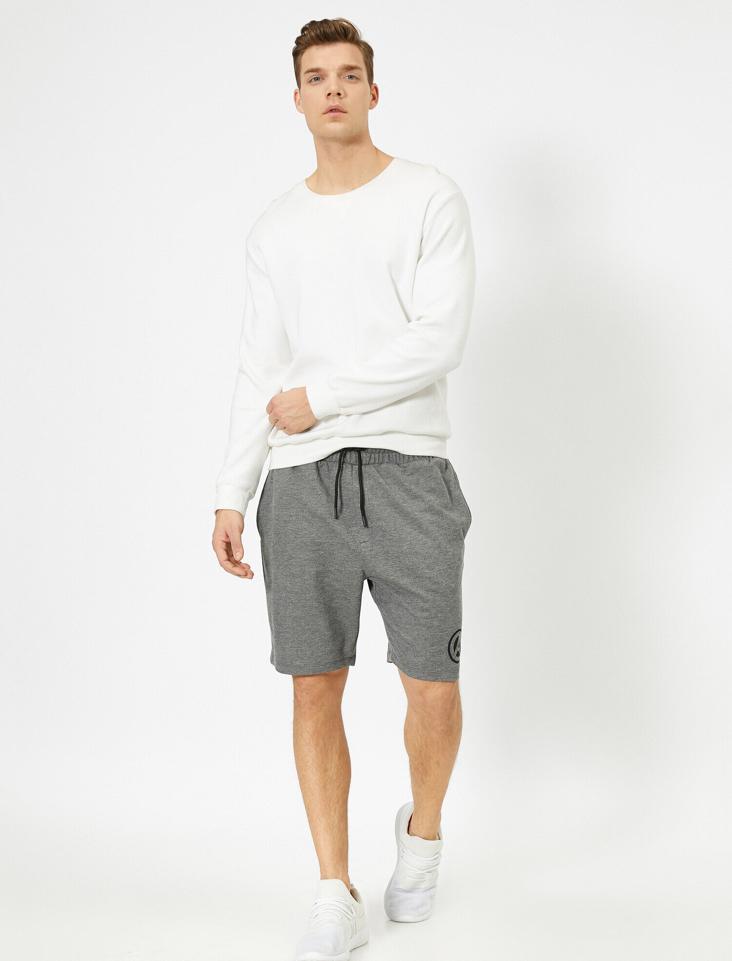   Yazılı Baskılı Şort