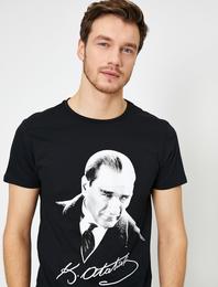 Atatürk Baskılı Tişört