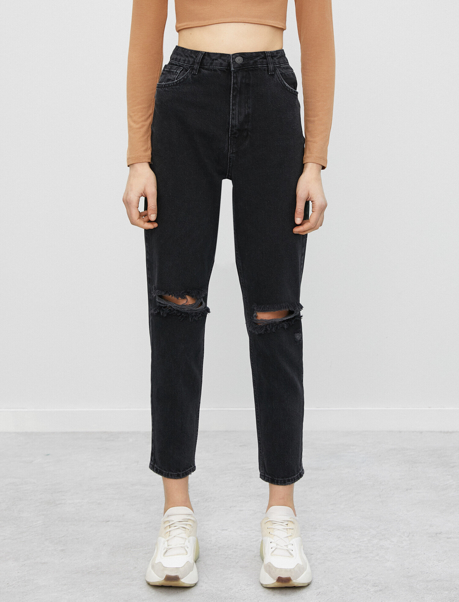   Pamuklu Yüksek Bel Mom Jean - Dar Kesim Dar Paça Pantolon