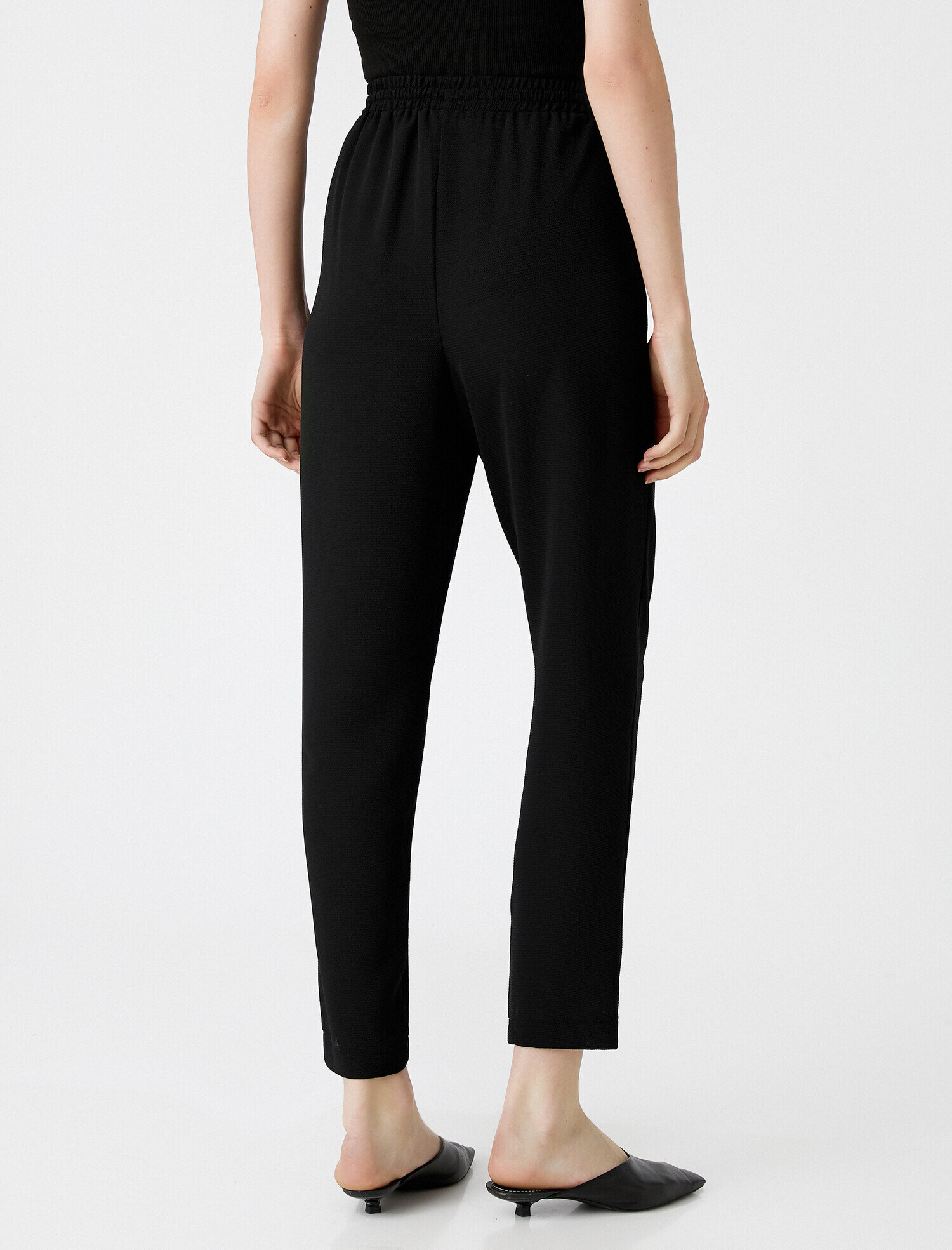   Belden Bağlamalı Pantolon