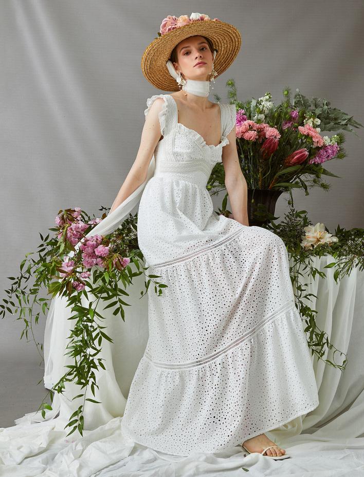  Dantel Fırfırlı V Yaka Elbise