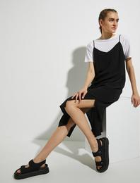 Yırtmaç Detaylı Elbise