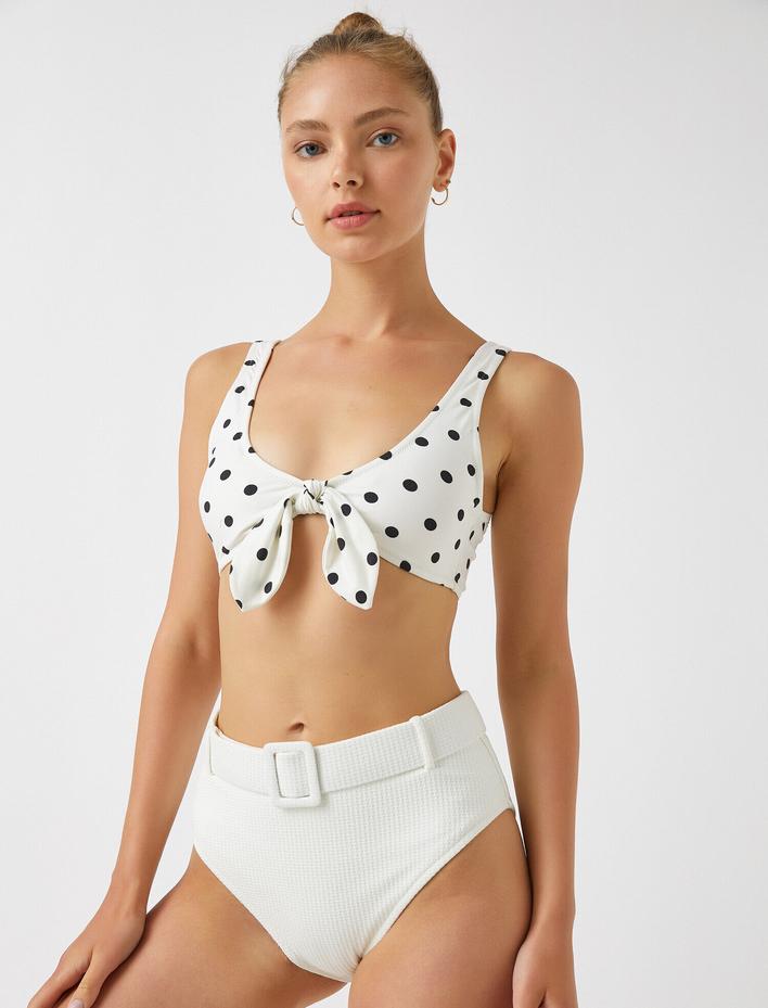  Puantiyeli Bikini Üstü