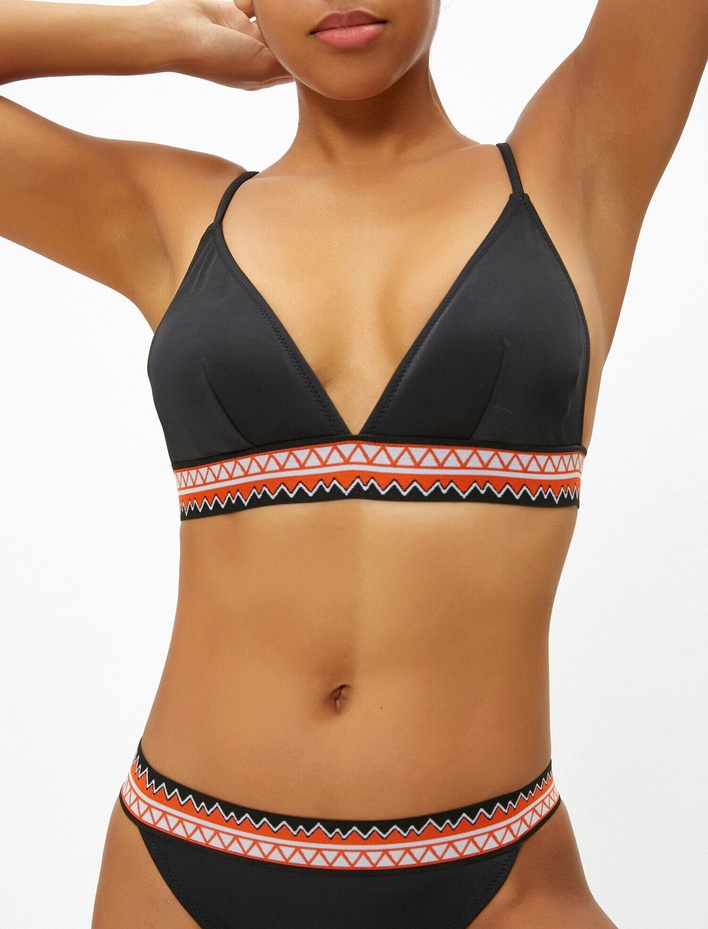  Desenli Bikini Üstü